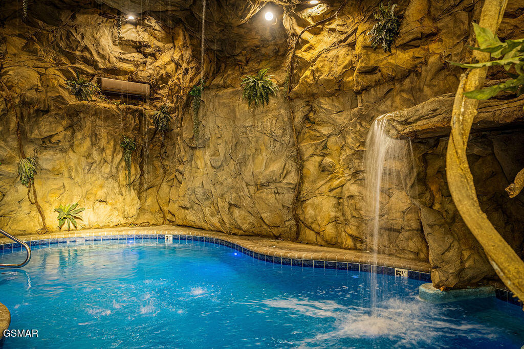 2011 Turkey Creek Way Sevierville TN 37862