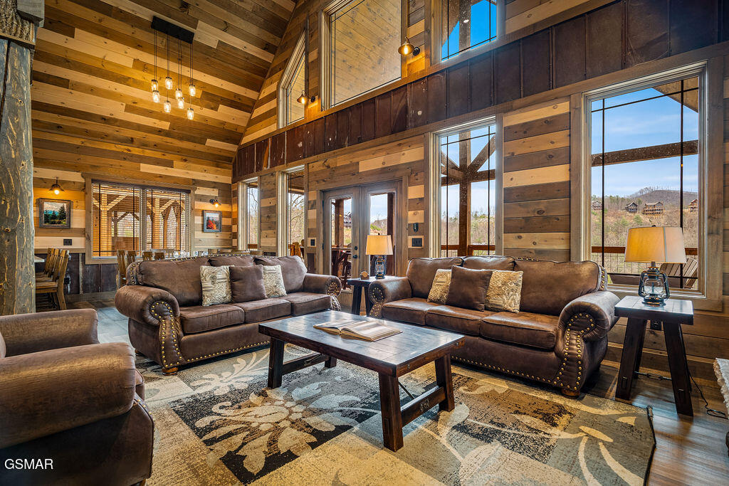 2011 Turkey Creek Way Sevierville TN 37862