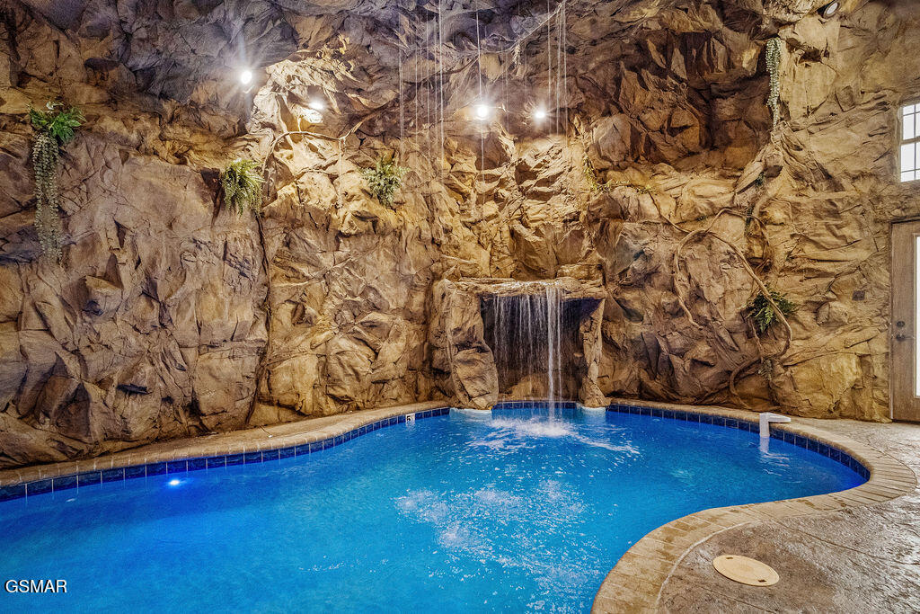 2011 Turkey Creek Way Sevierville TN 37862