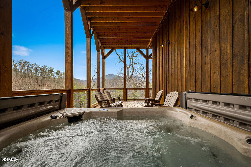 2011 Turkey Creek Way Sevierville TN 37862