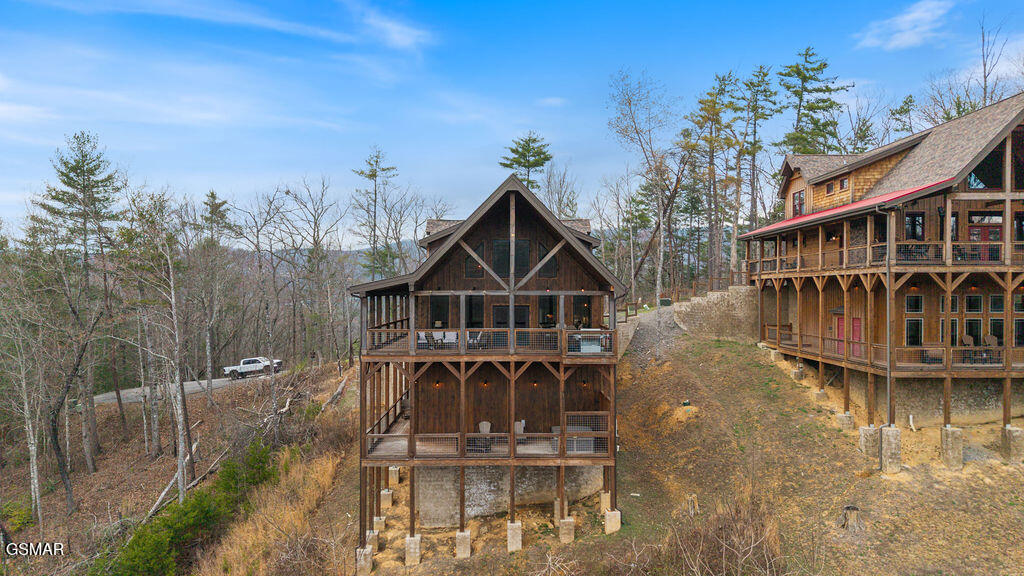 2011 Turkey Creek Way Sevierville TN 37862
