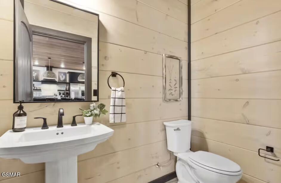 306 Rambling Creek Way Sevierville TN 37862