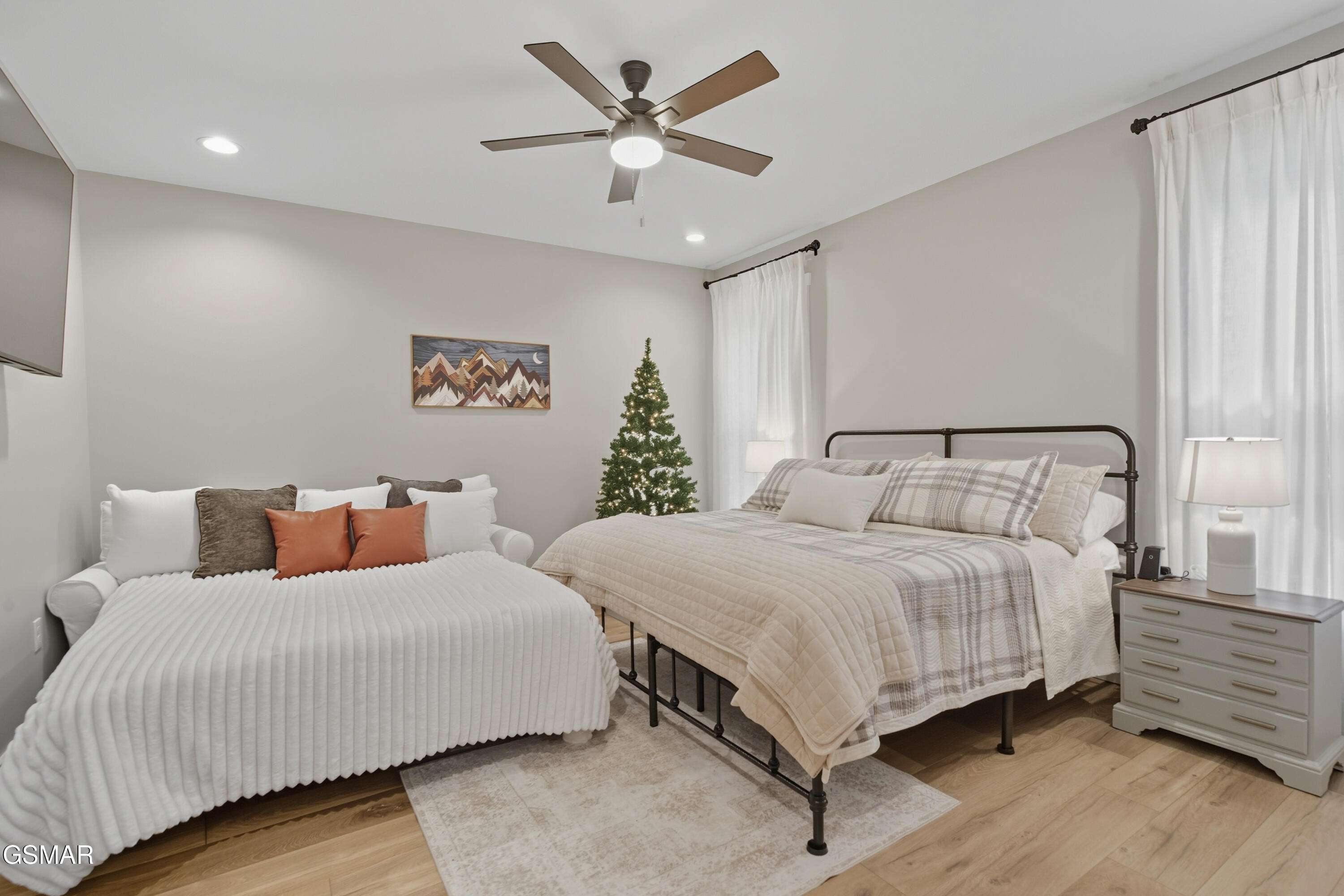 1077 Sencebaugh Drive Sevierville TN 37876
