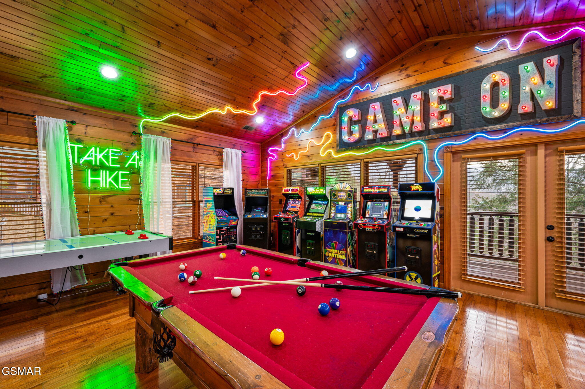 808 Great Smoky Way Gatlinburg TN 37738
