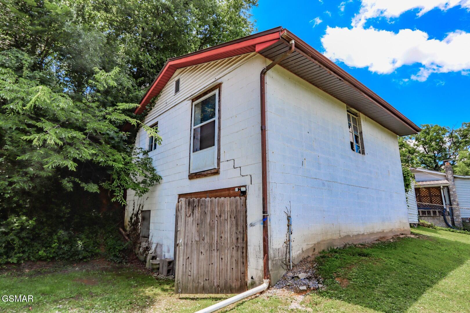 421 & 429 Duncan Street Newport TN 37821