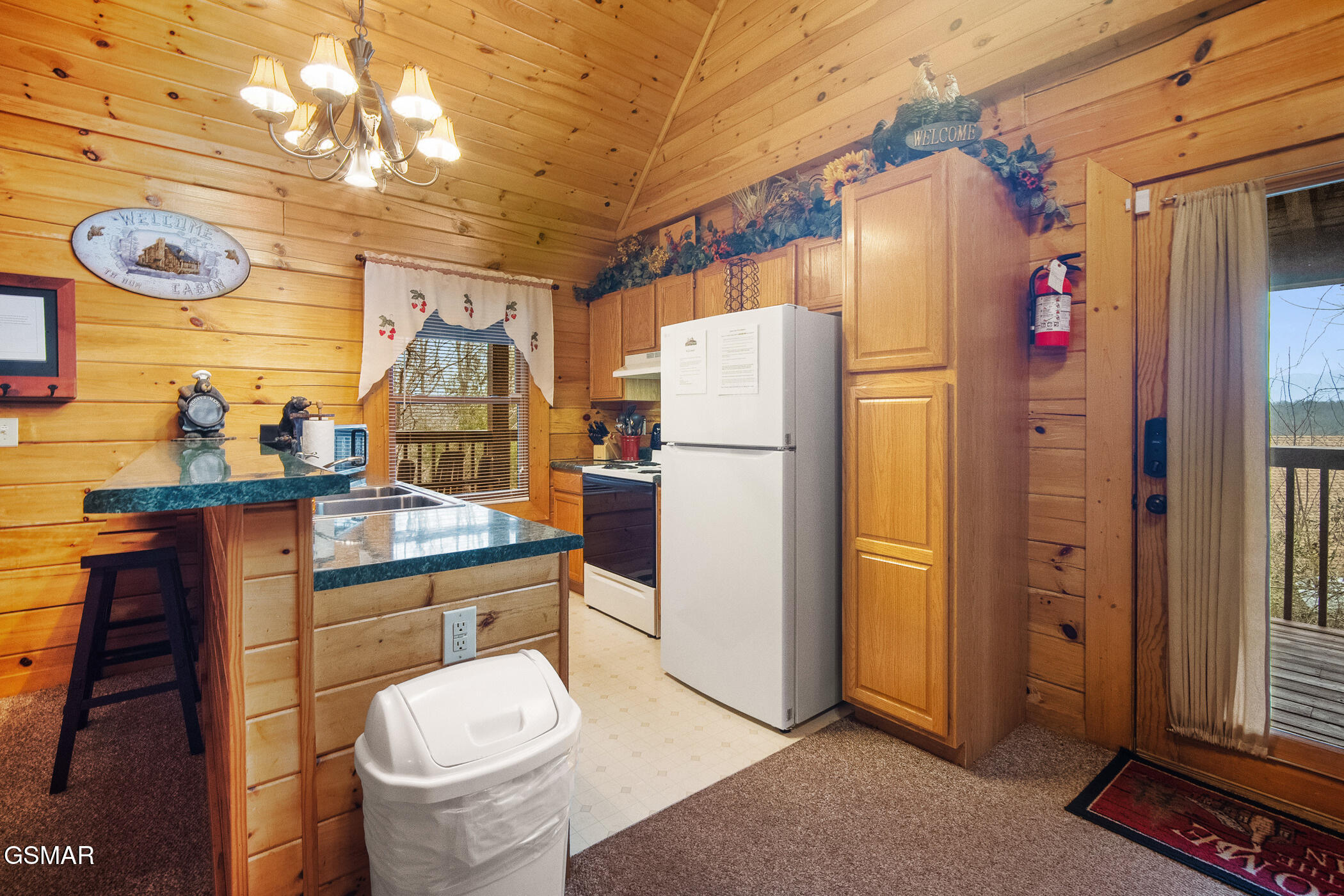 2048 Eagle Feather Drive Sevierville TN 37876