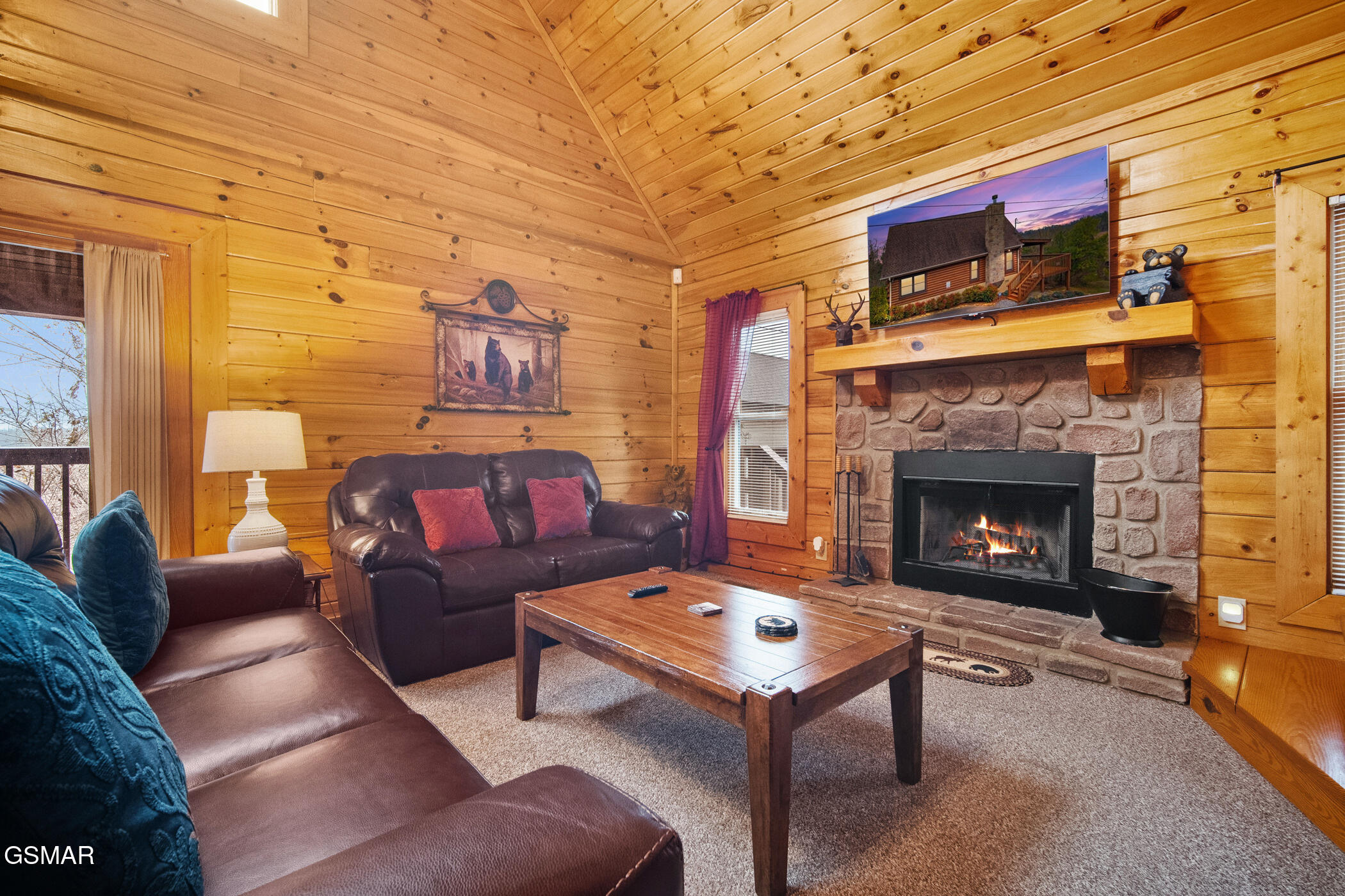 2048 Eagle Feather Drive Sevierville TN 37876