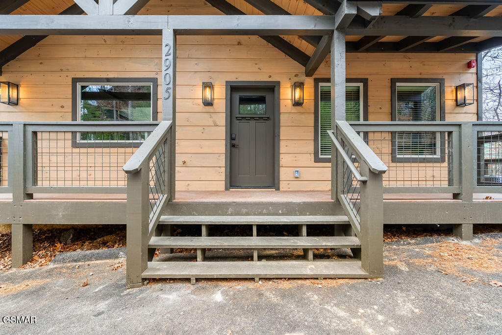 2905 Raven Fork Circle Sevierville TN 37876