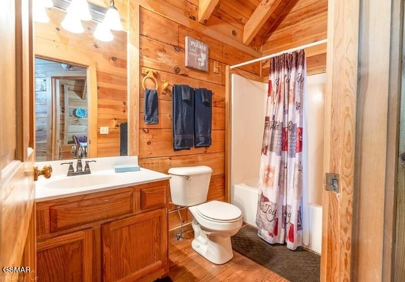 667 Kings Hills Boulevard Pigeon Forge TN 37863