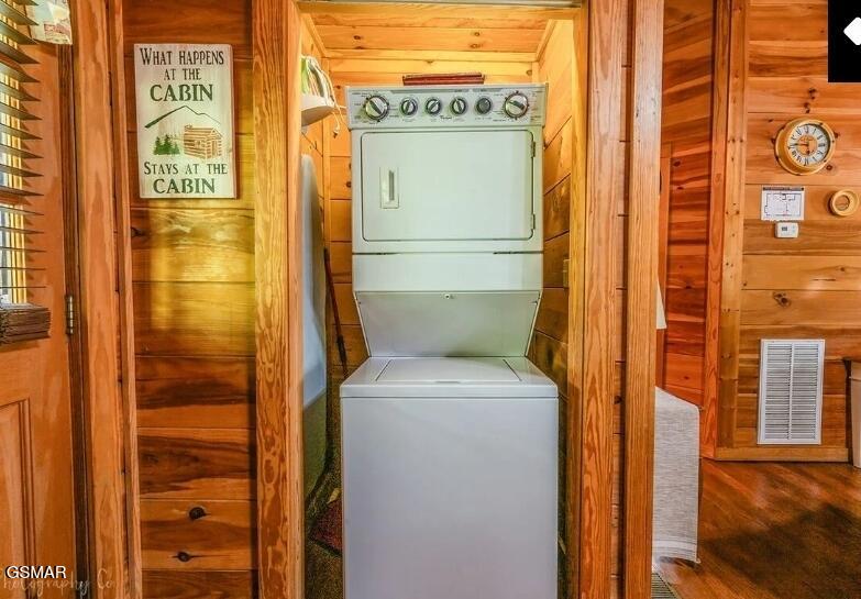 667 Kings Hills Boulevard Pigeon Forge TN 37863