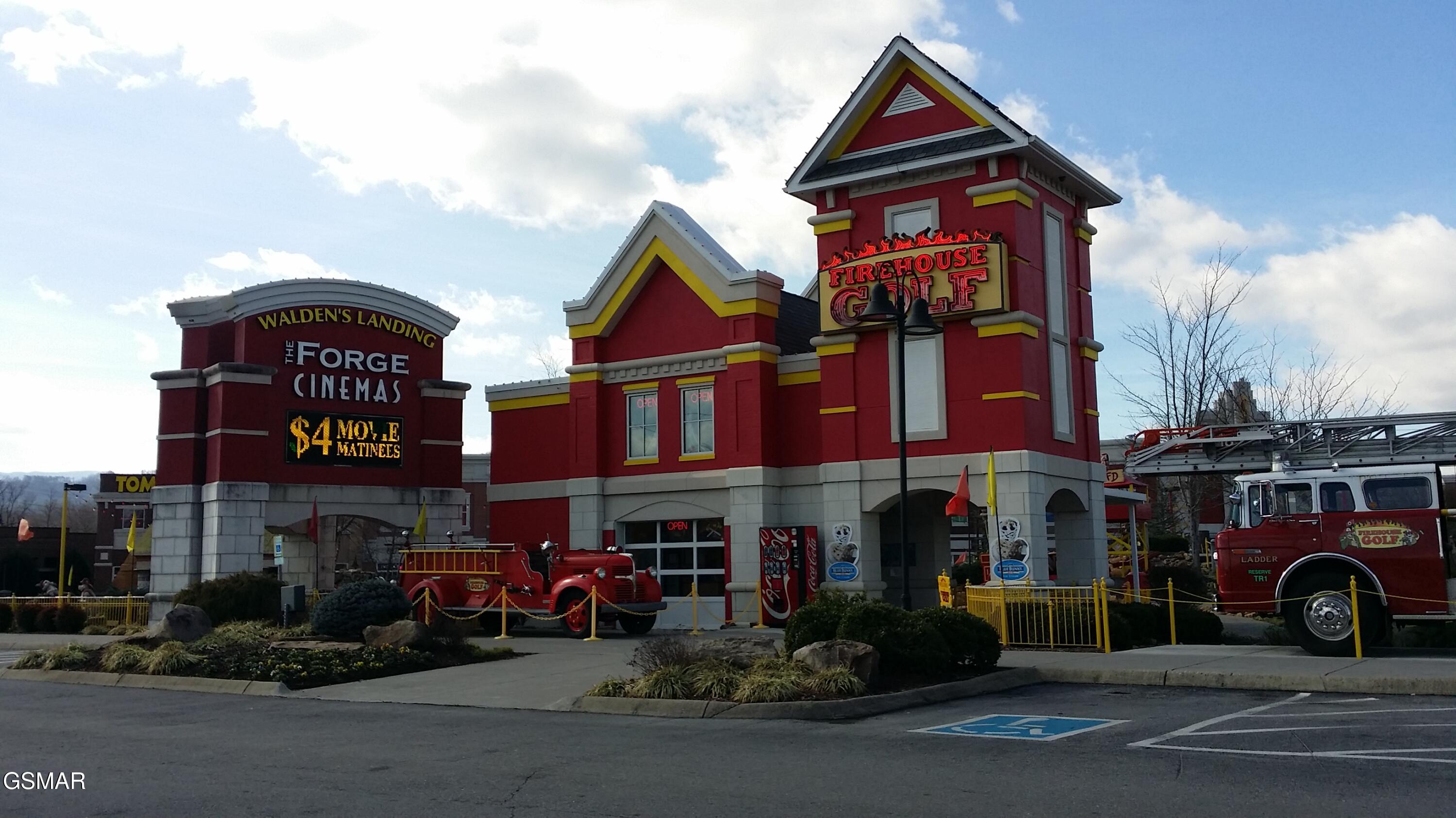 667 Kings Hills Boulevard Pigeon Forge TN 37863
