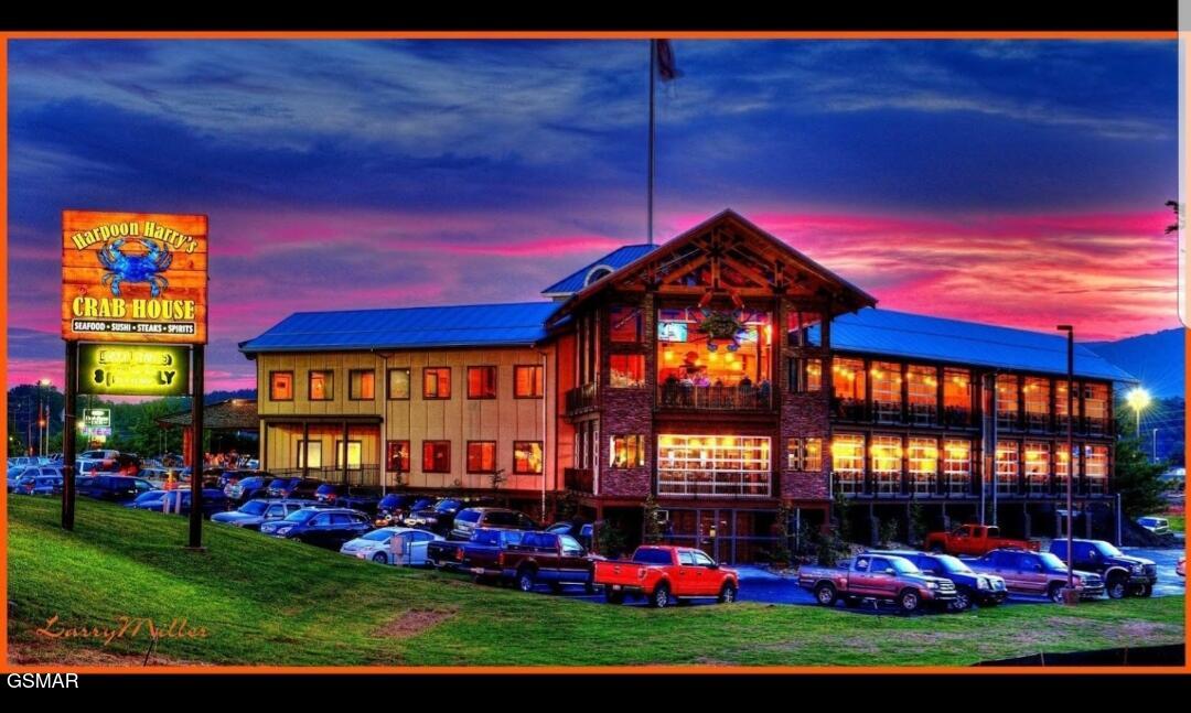 667 Kings Hills Boulevard Pigeon Forge TN 37863