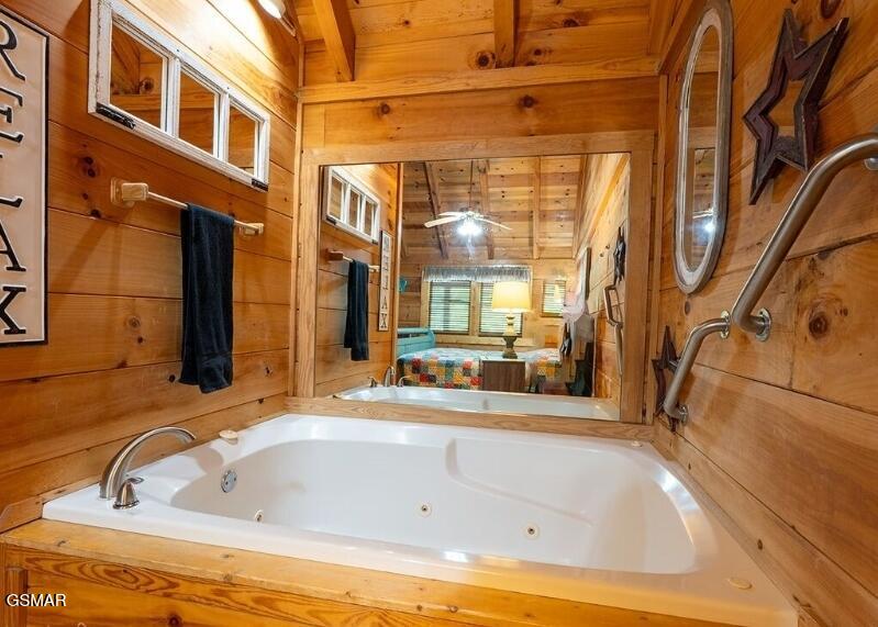 667 Kings Hills Boulevard Pigeon Forge TN 37863