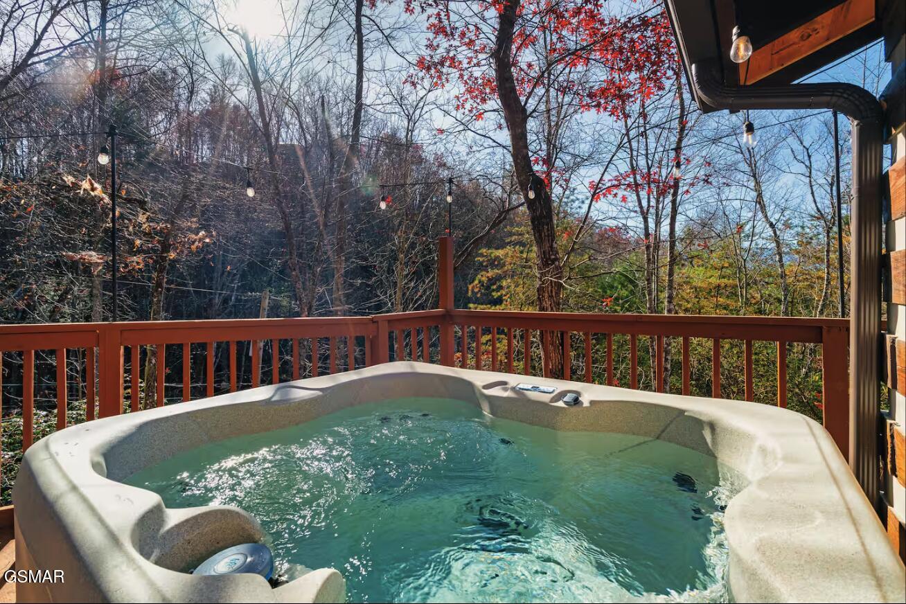 3847 Warden Branch Lane Gatlinburg TN 37738