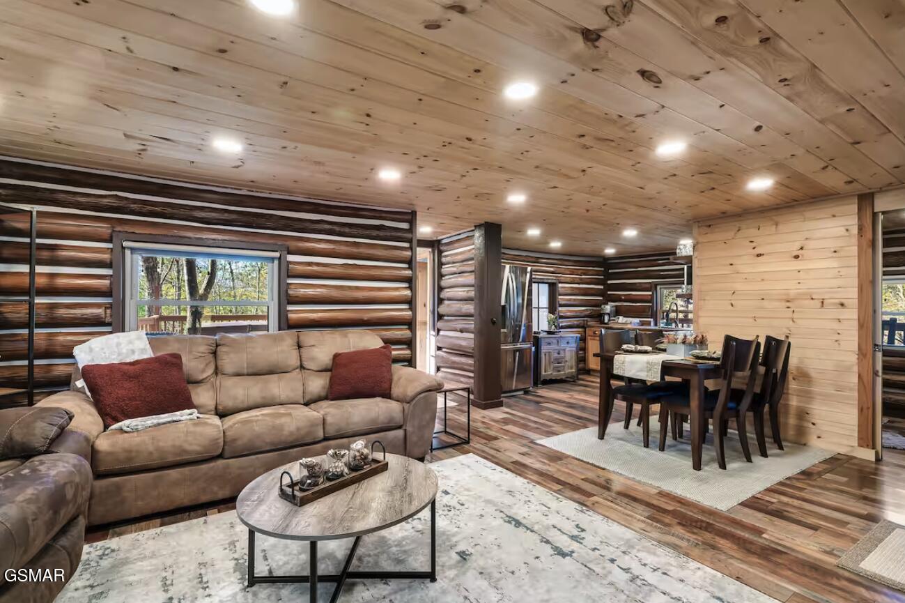 3847 Warden Branch Lane Gatlinburg TN 37738