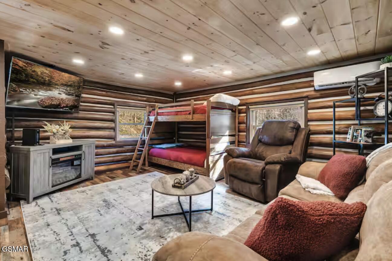3847 Warden Branch Lane Gatlinburg TN 37738