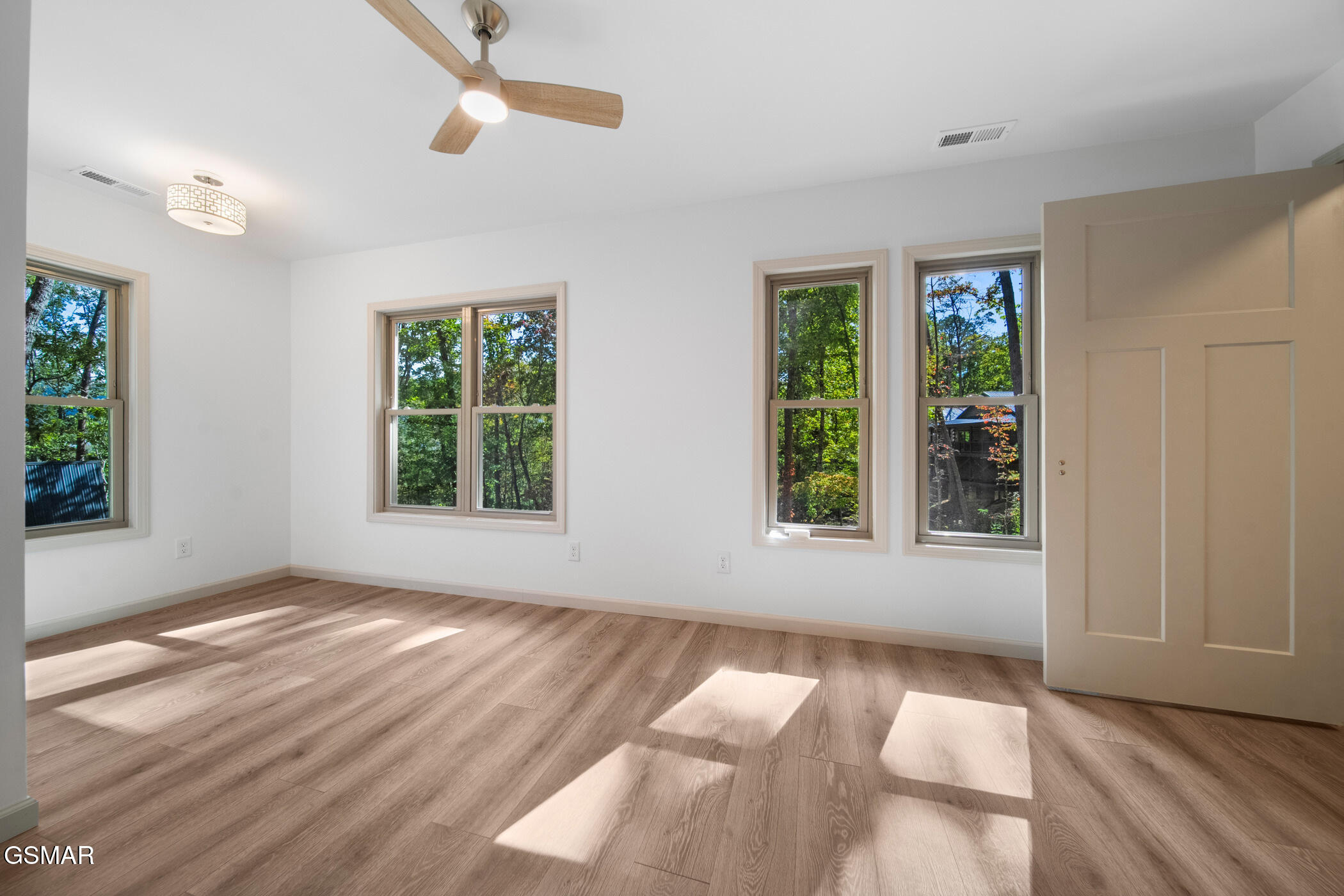 2468 Whipoorwill Hill Way Sevierville TN 37862