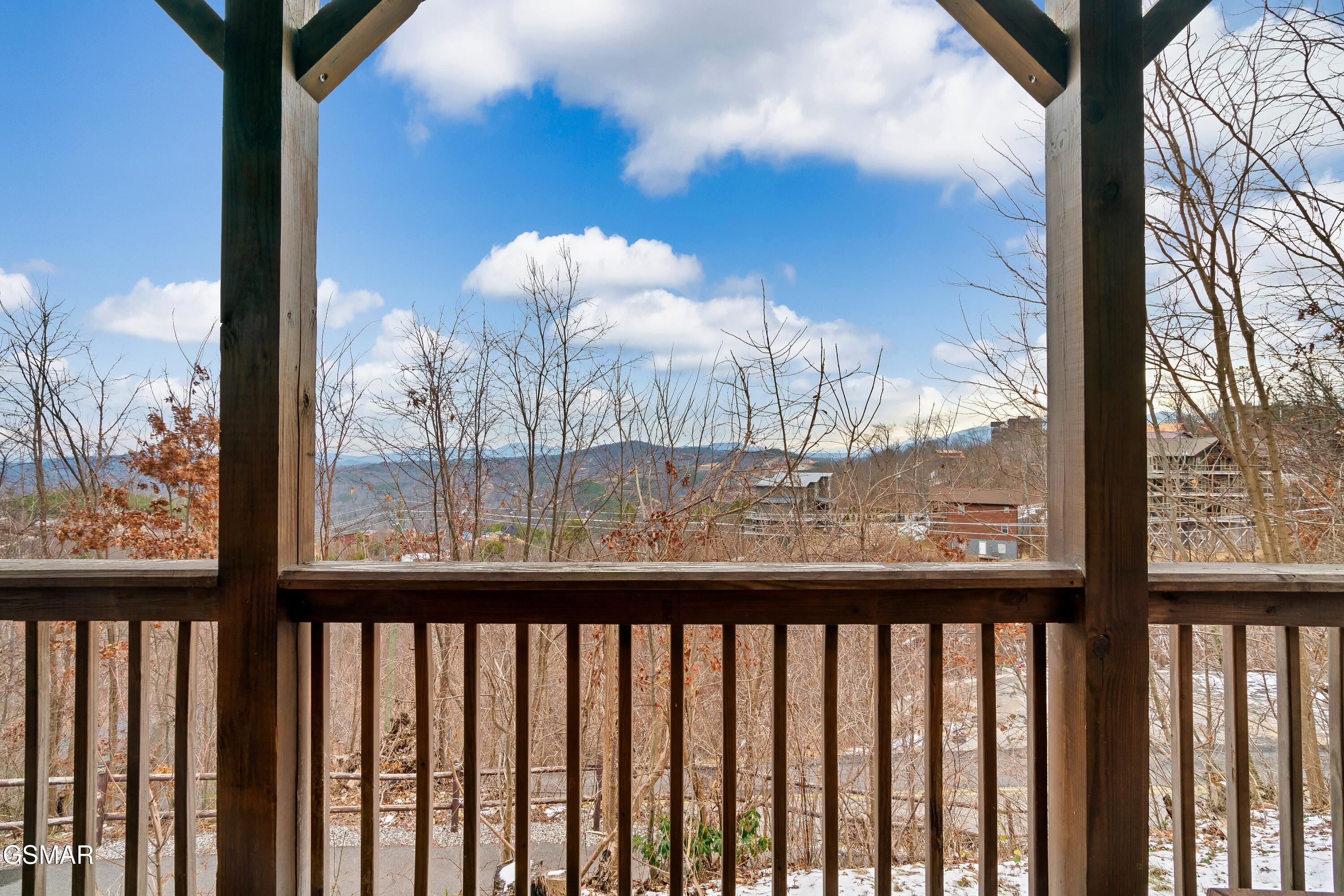 634 Wiley Oakley Drive Gatlinburg TN 37738