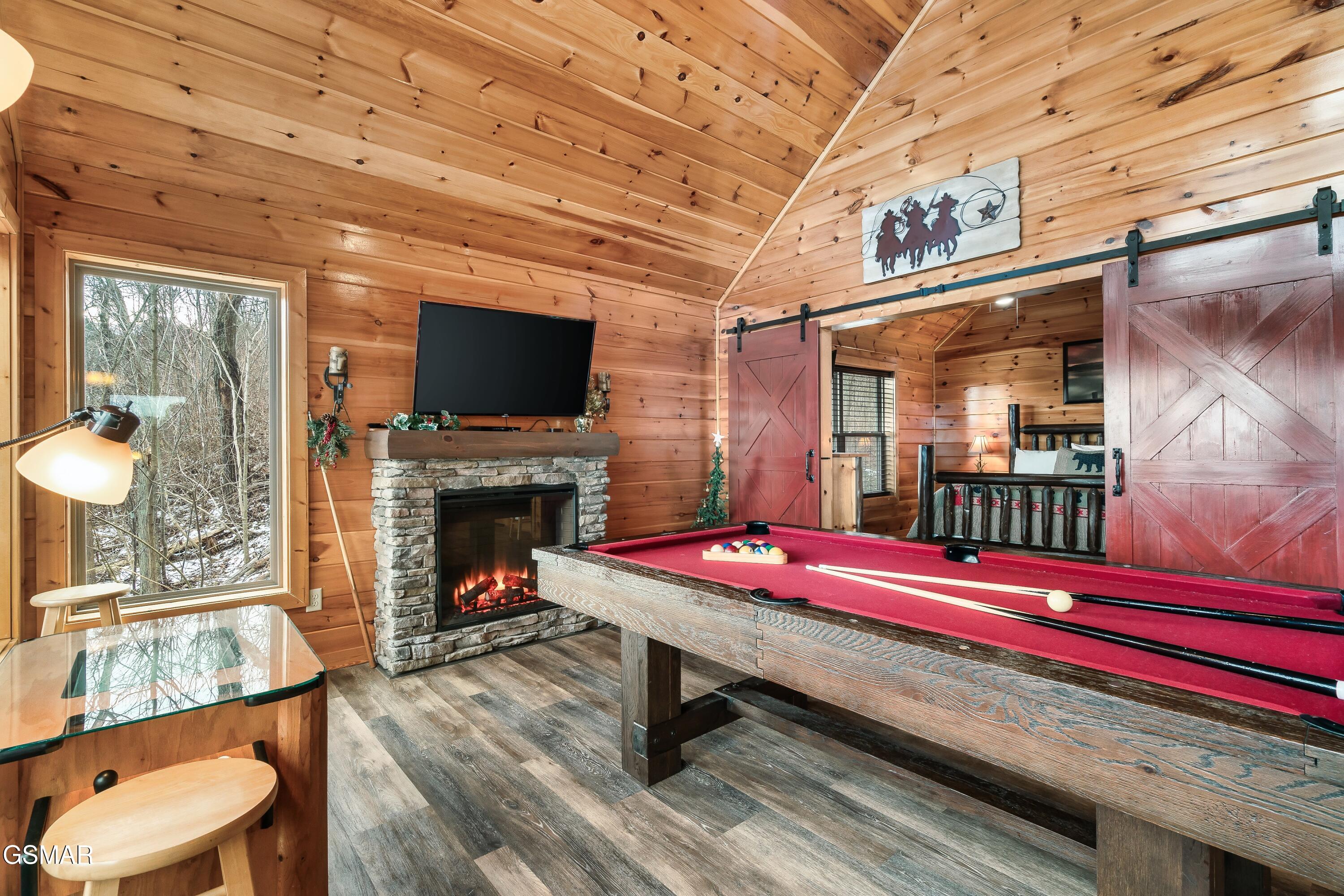 634 Wiley Oakley Drive Gatlinburg TN 37738