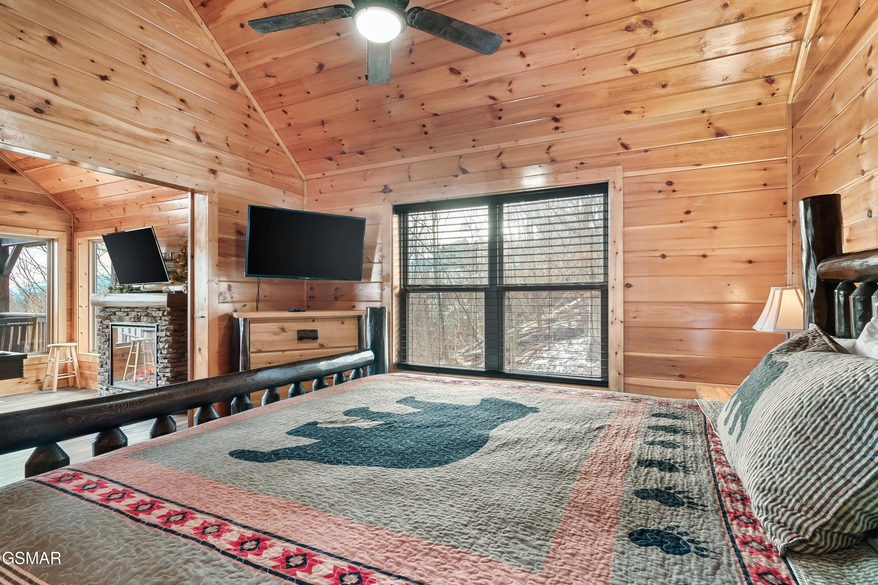 634 Wiley Oakley Drive Gatlinburg TN 37738