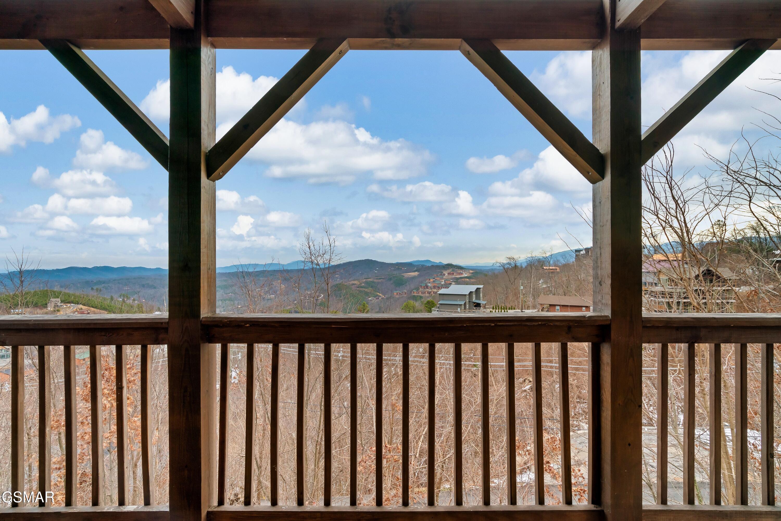 634 Wiley Oakley Drive Gatlinburg TN 37738