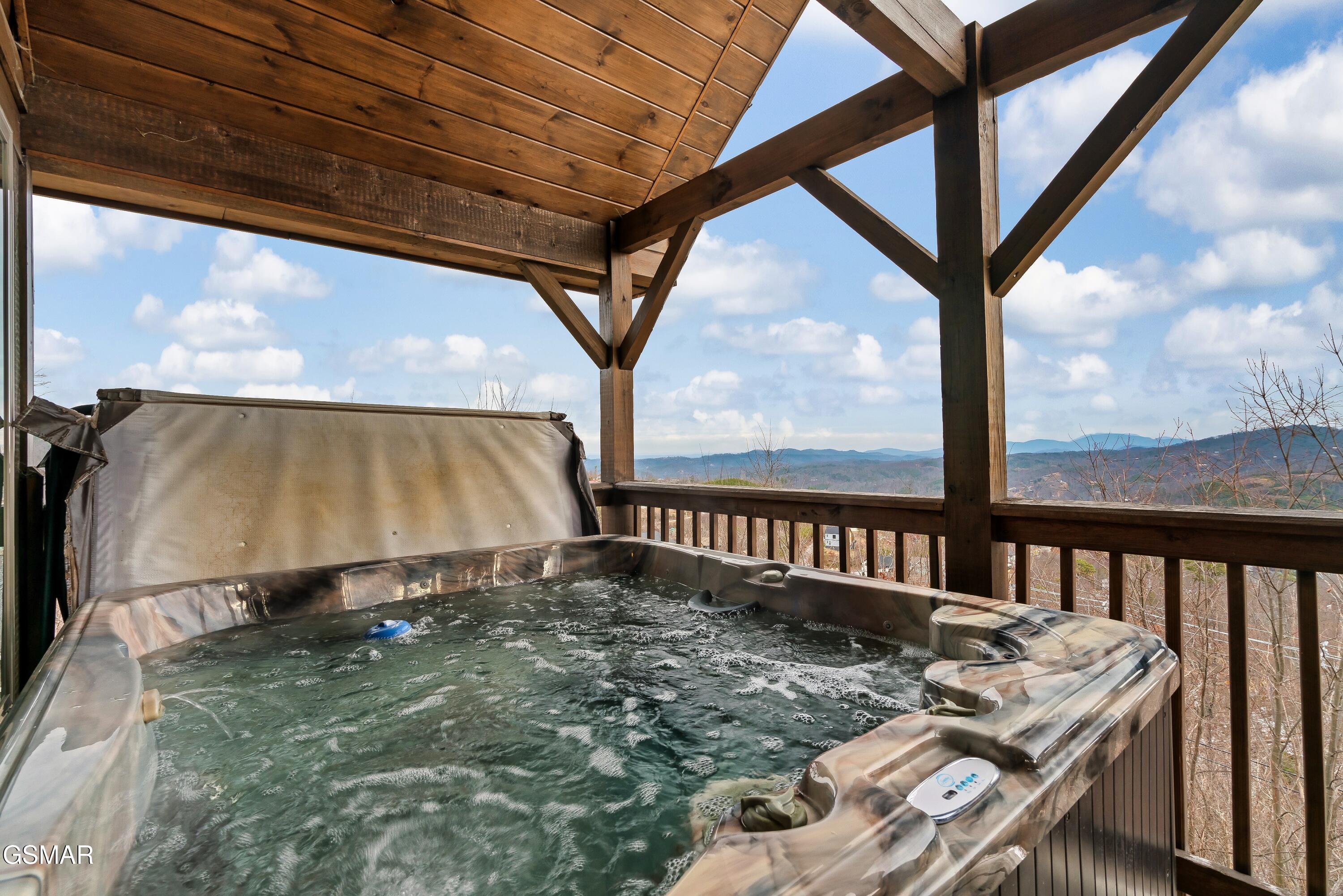634 Wiley Oakley Drive Gatlinburg TN 37738