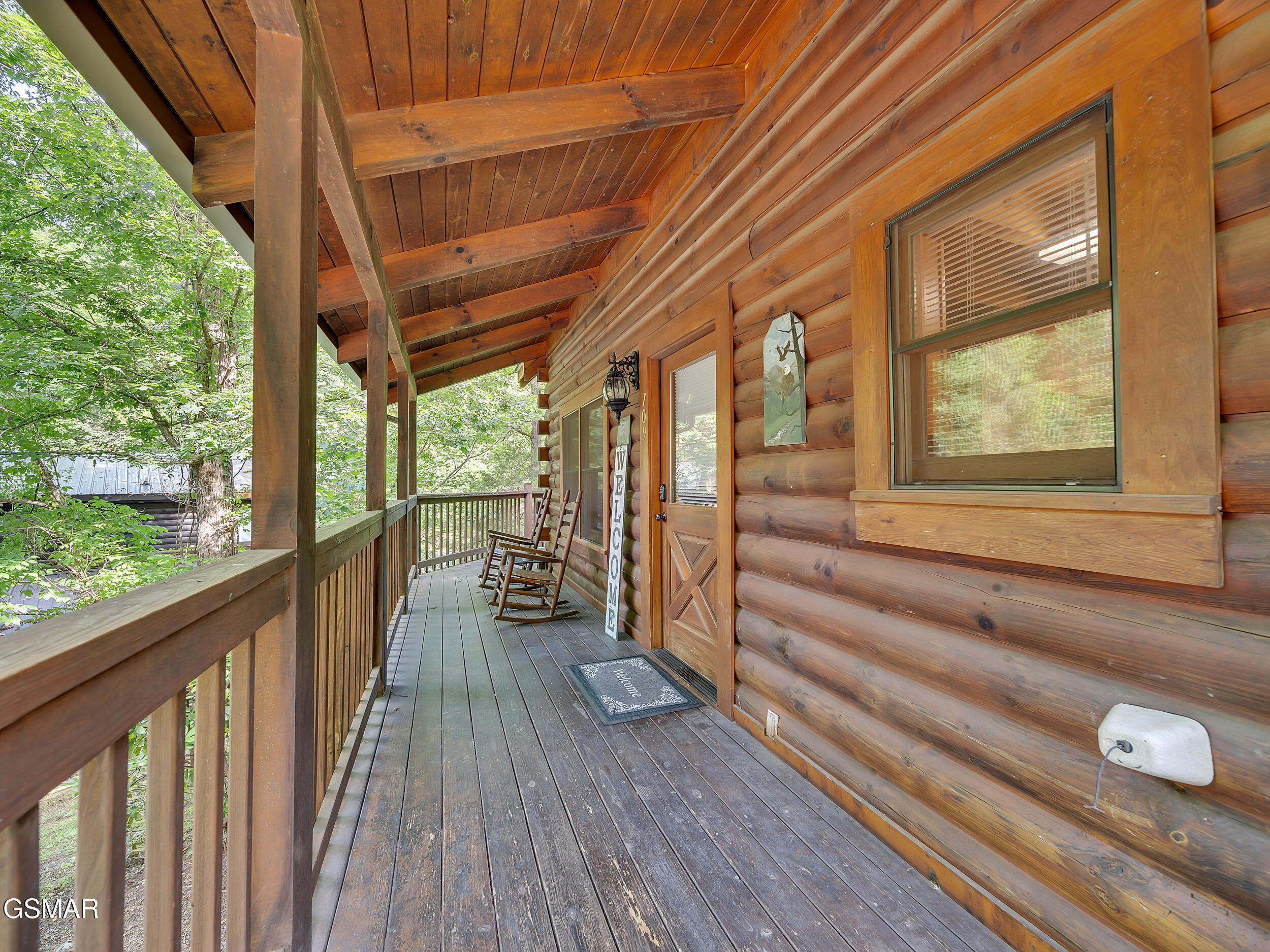 709 Gray Hawk Way Pigeon Forge TN 37863