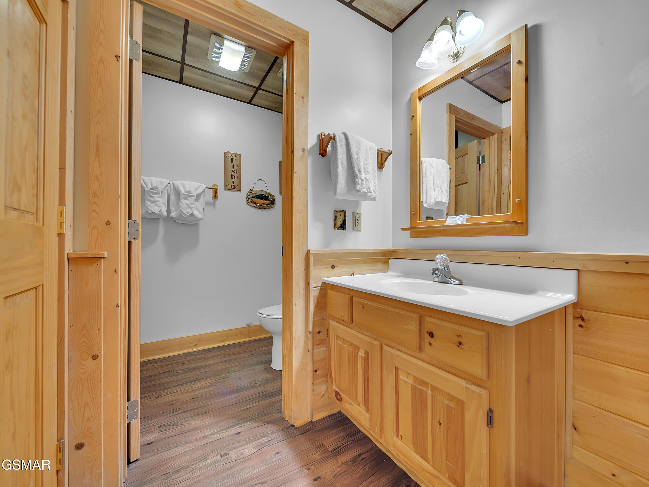 709 Gray Hawk Way Pigeon Forge TN 37863