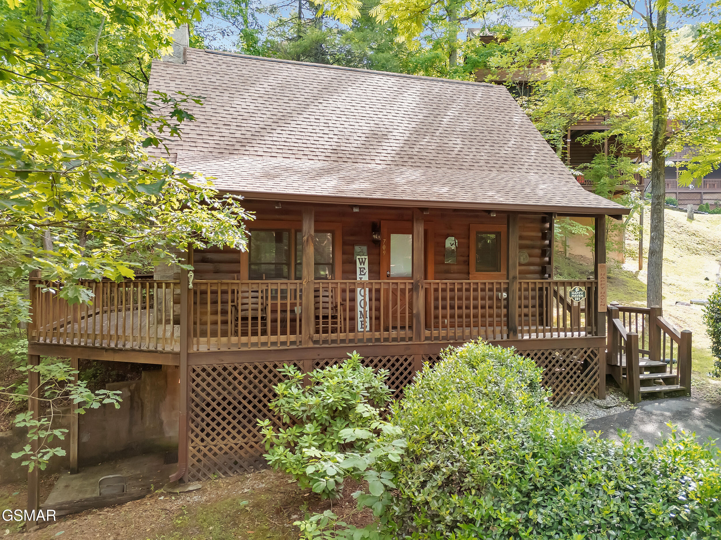 709 Gray Hawk Way Pigeon Forge TN 37863