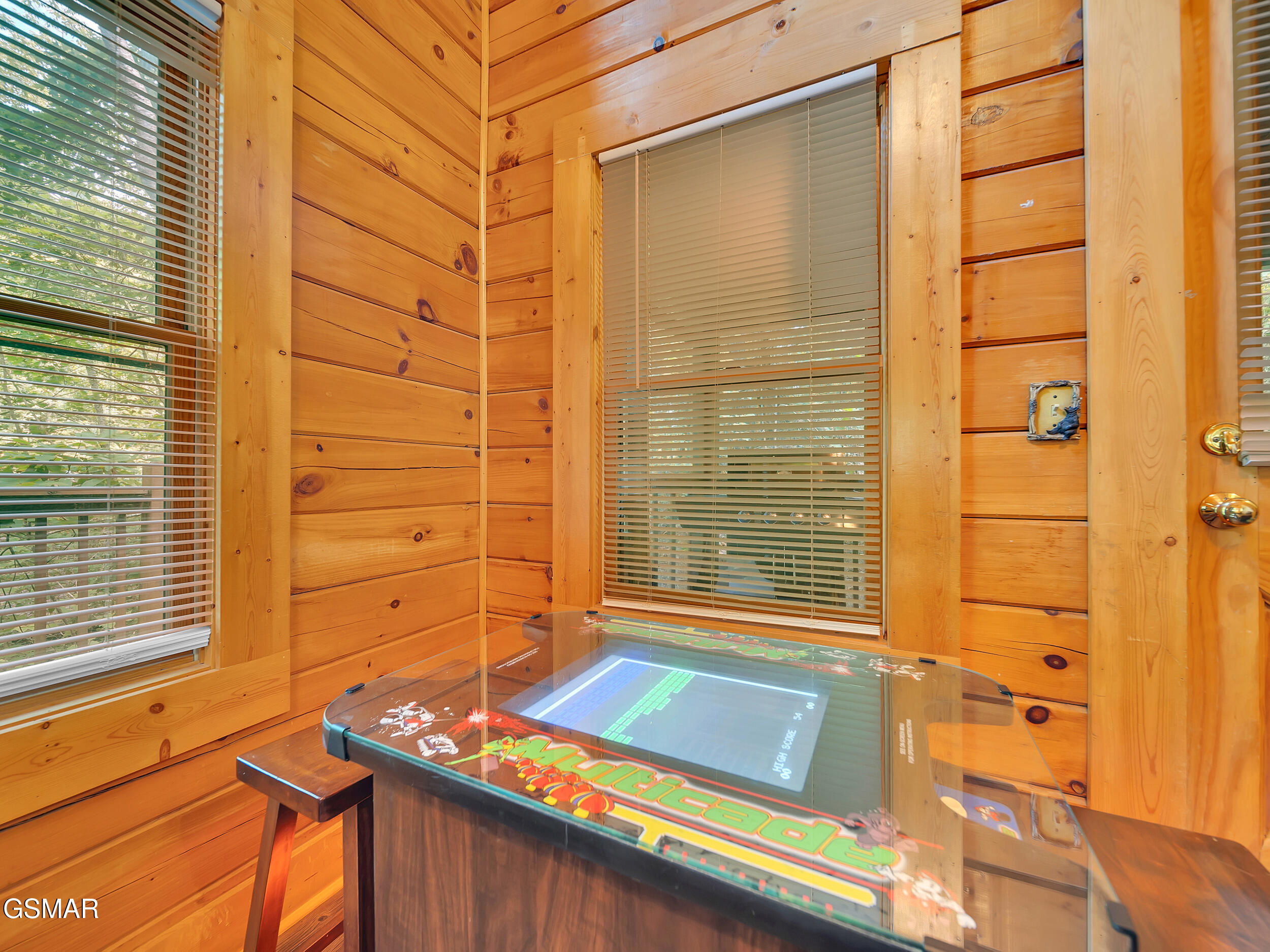 709 Gray Hawk Way Pigeon Forge TN 37863