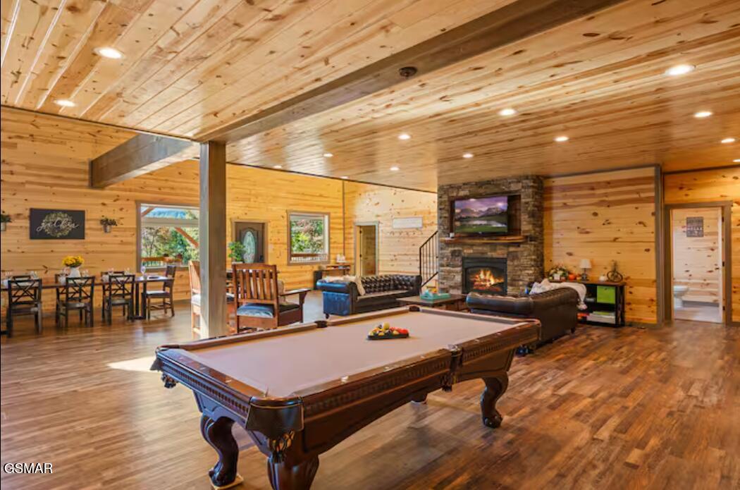 2612 Cloud View Drive Sevierville TN 37862