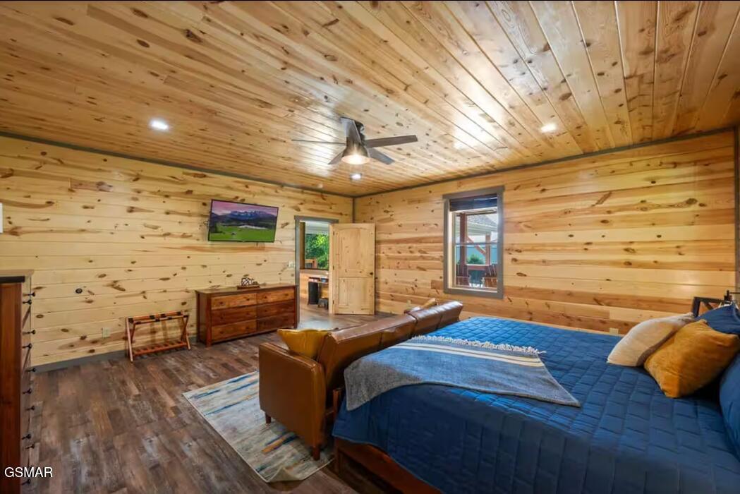2612 Cloud View Drive Sevierville TN 37862