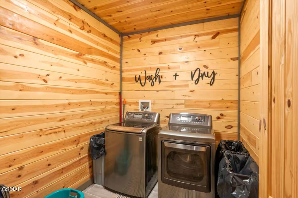 2612 Cloud View Drive Sevierville TN 37862