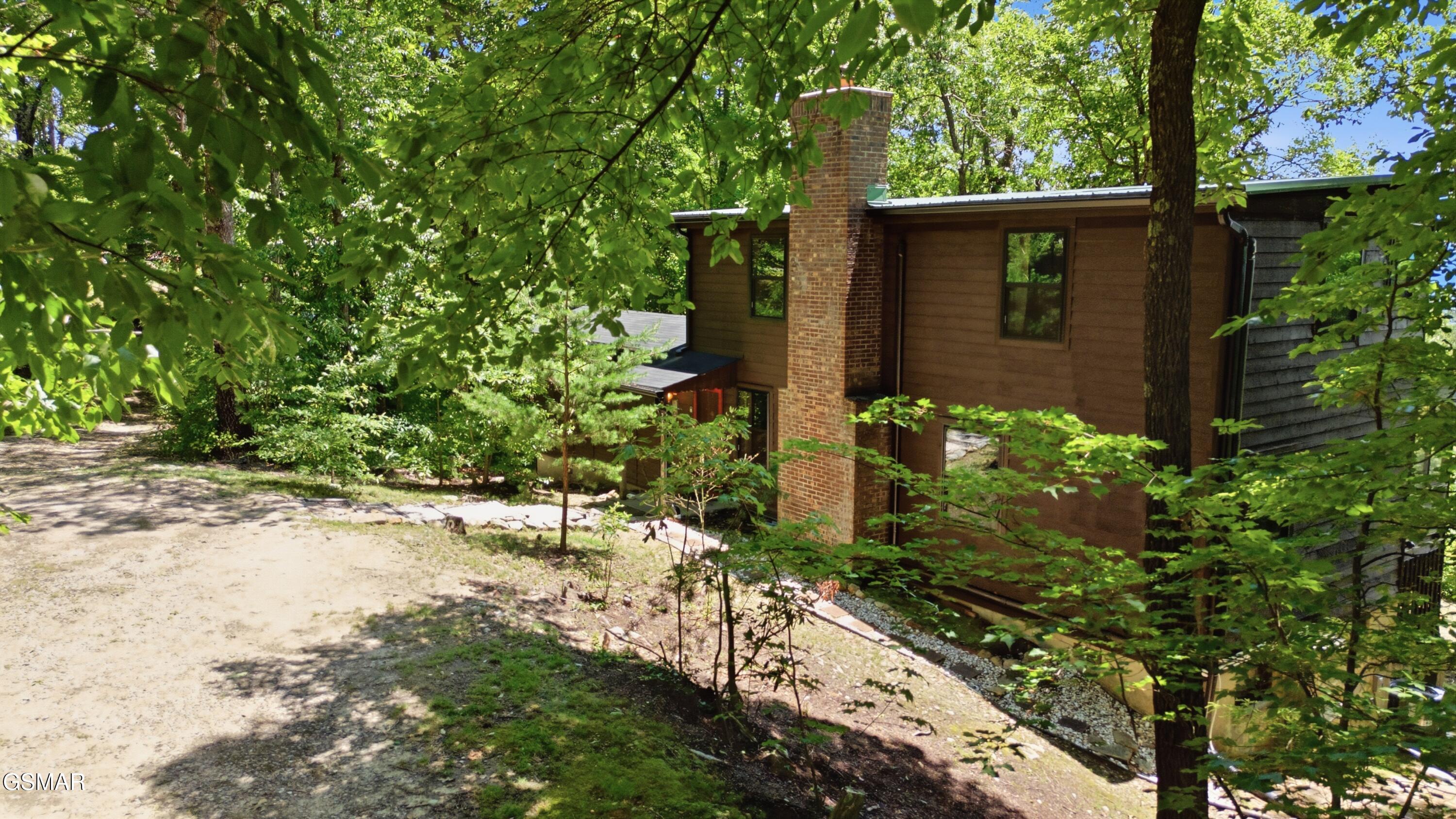 2749 E End Road Sevierville TN 37876