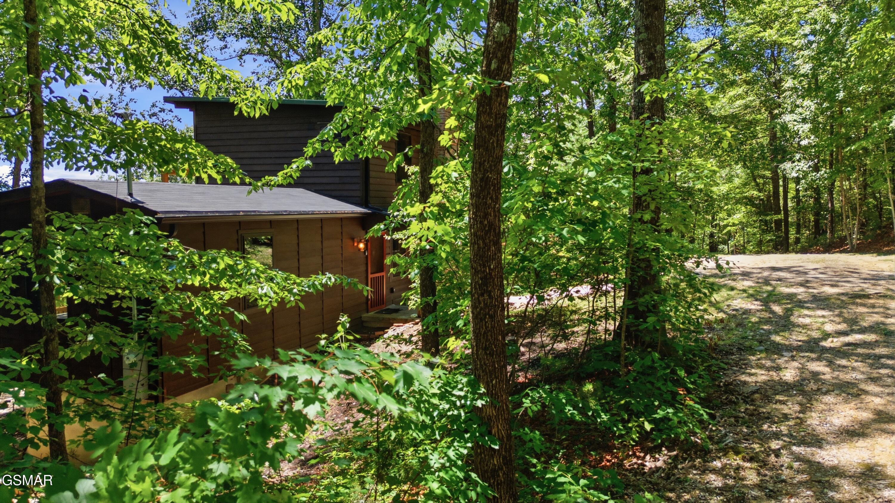 2749 E End Road Sevierville TN 37876