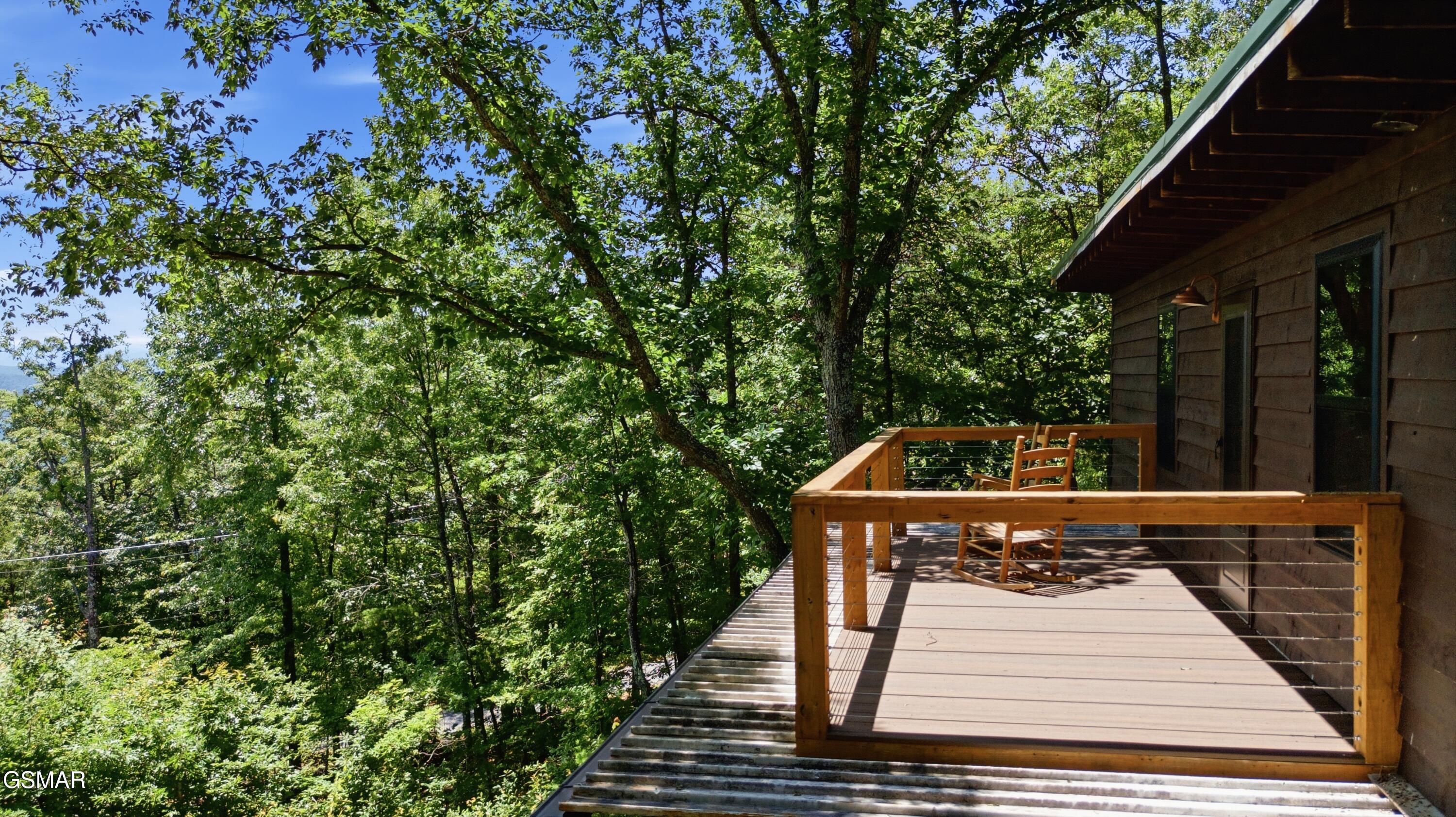 2749 E End Road Sevierville TN 37876