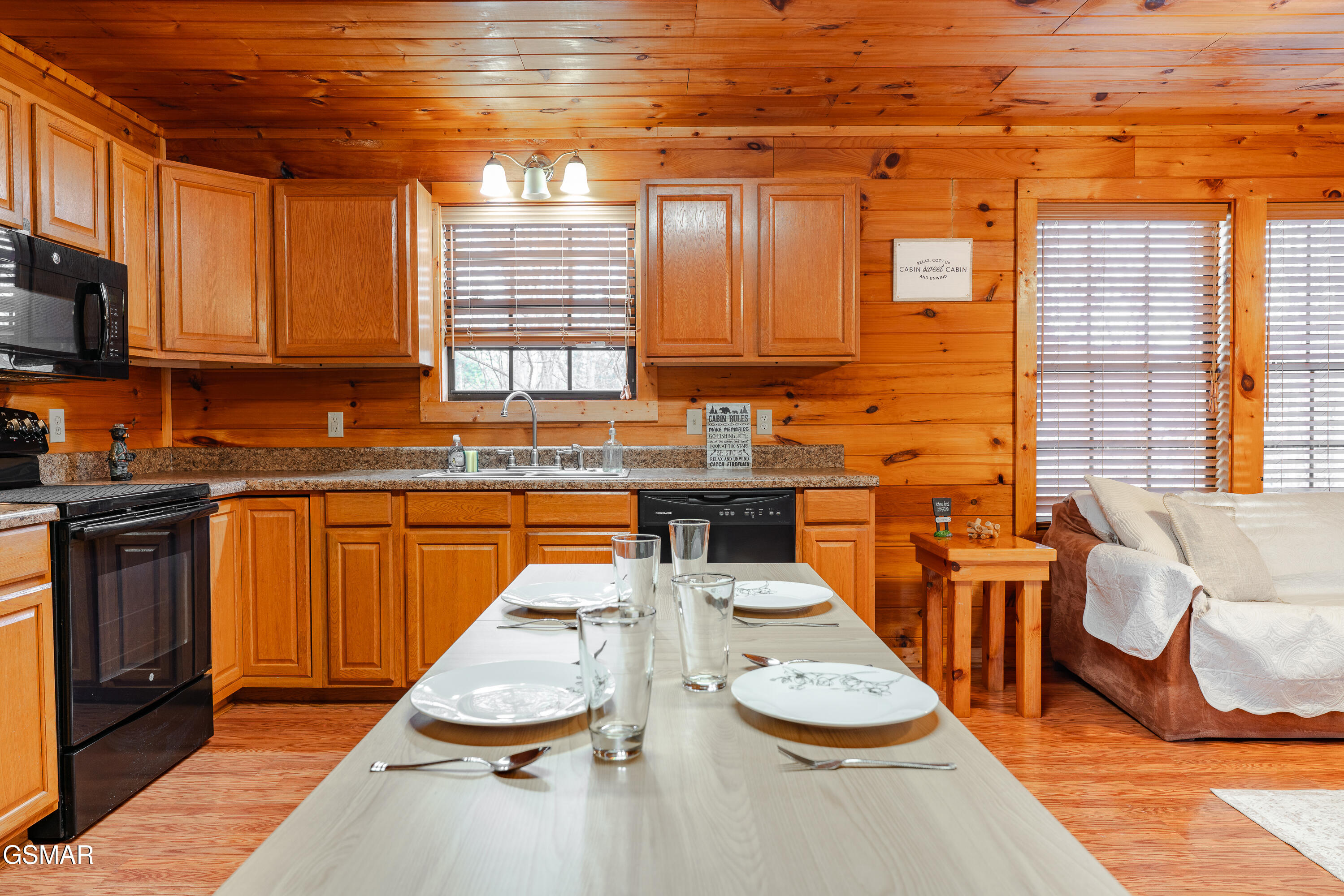 1220 Sugar Loaf Road Sevierville TN 37876