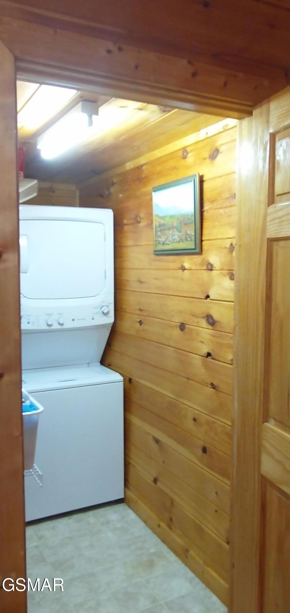 1220 Sugar Loaf Road Sevierville TN 37876