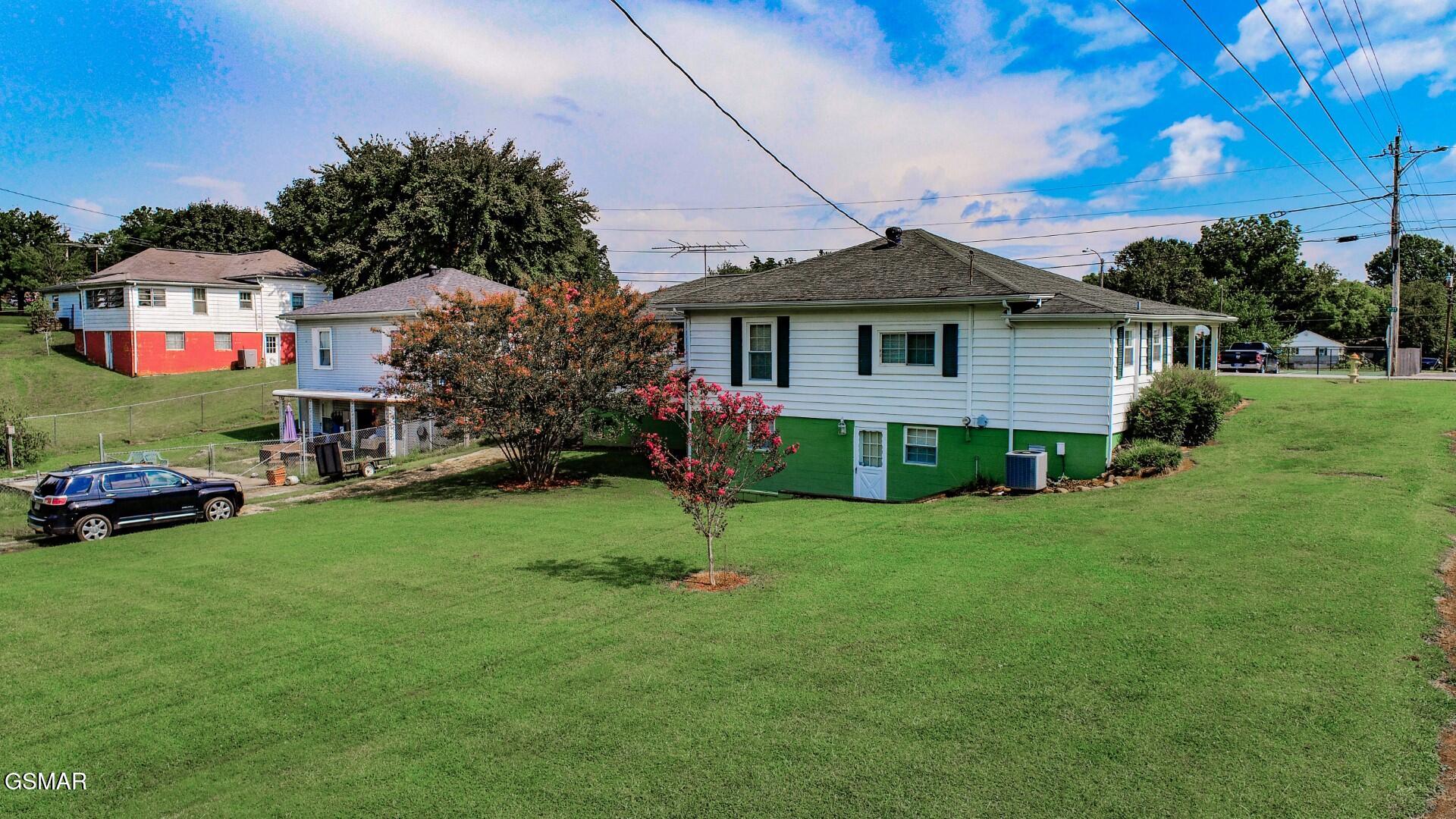 631 6th Street Newport TN 37821