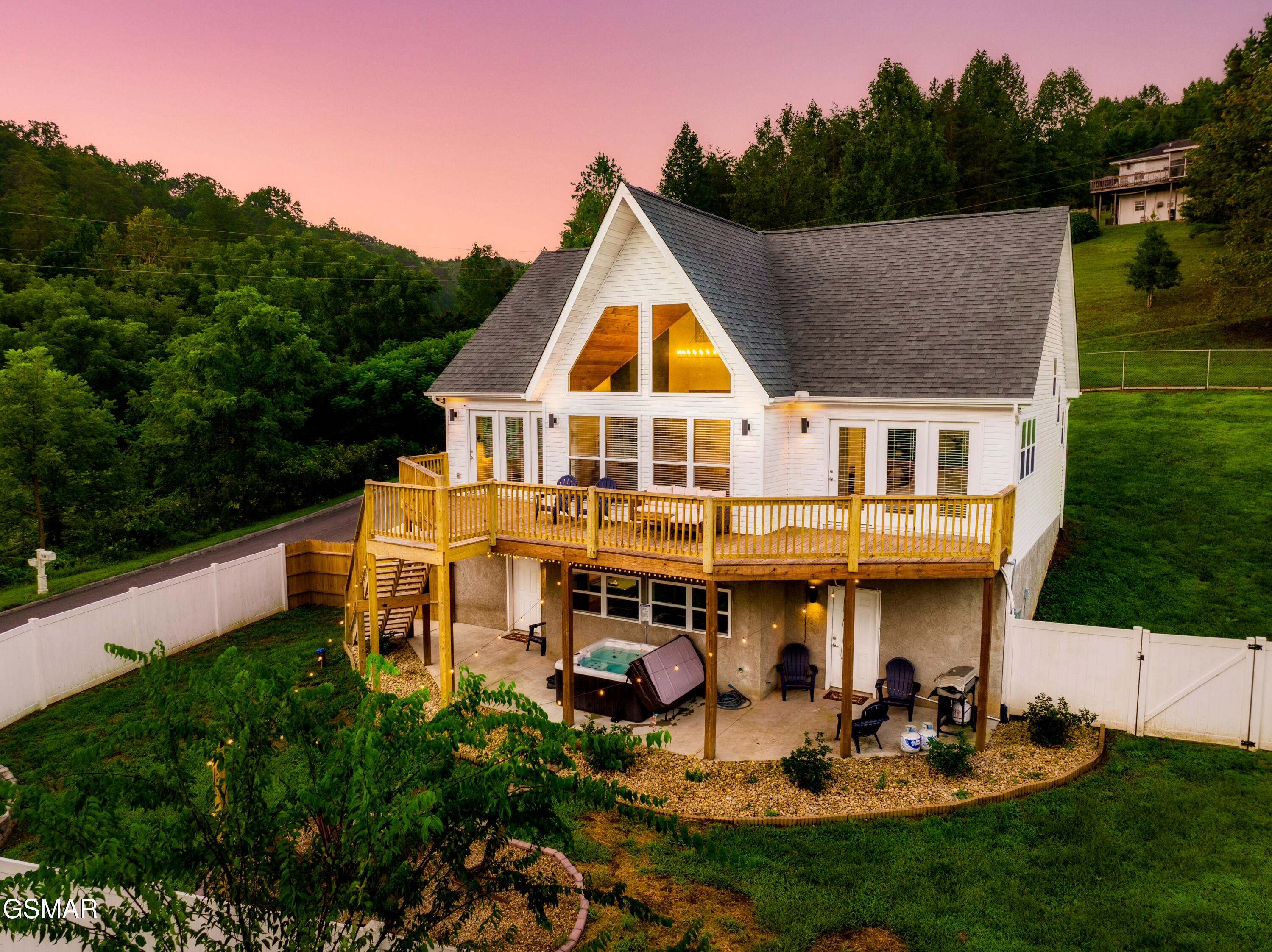 3885 Katelyns Lane Sevierville TN 37876