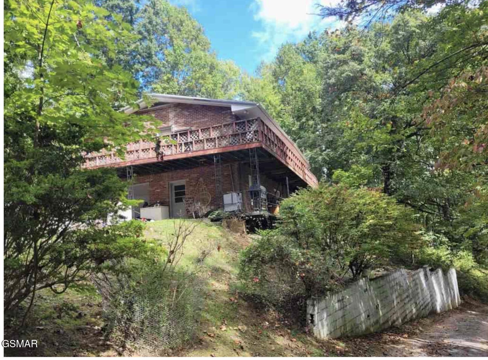 2239 Grassy Branch Road Sevierville TN 37876