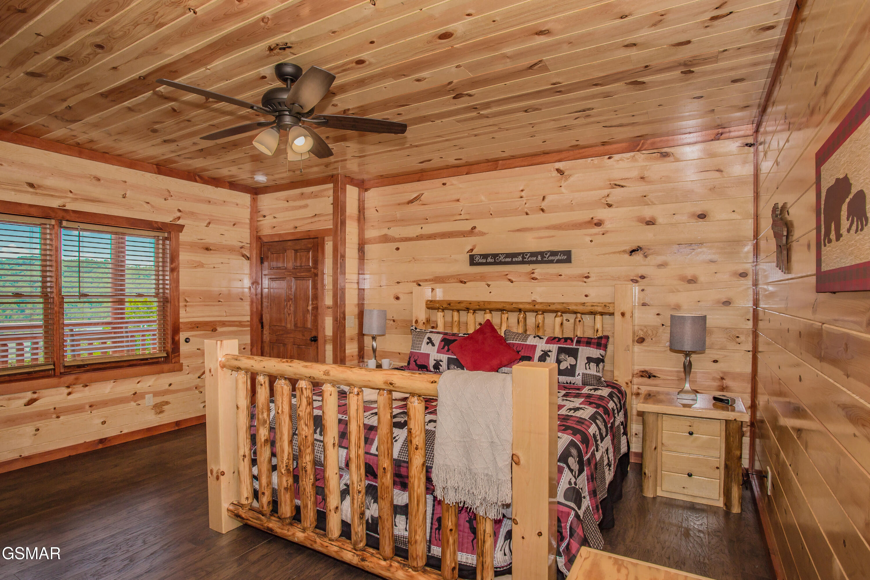 3270 Lonesome Pine Way Sevierville TN 37862