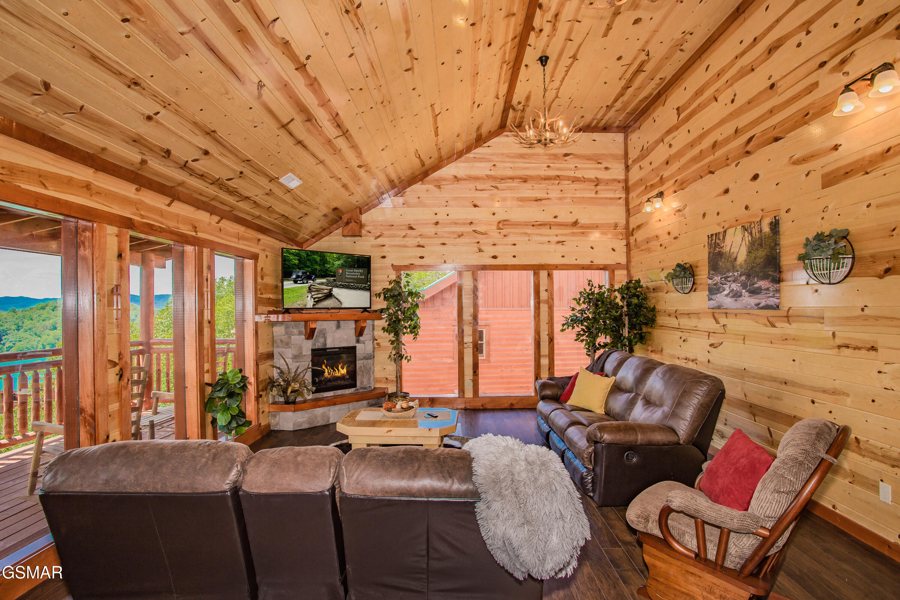 3270 Lonesome Pine Way Sevierville TN 37862