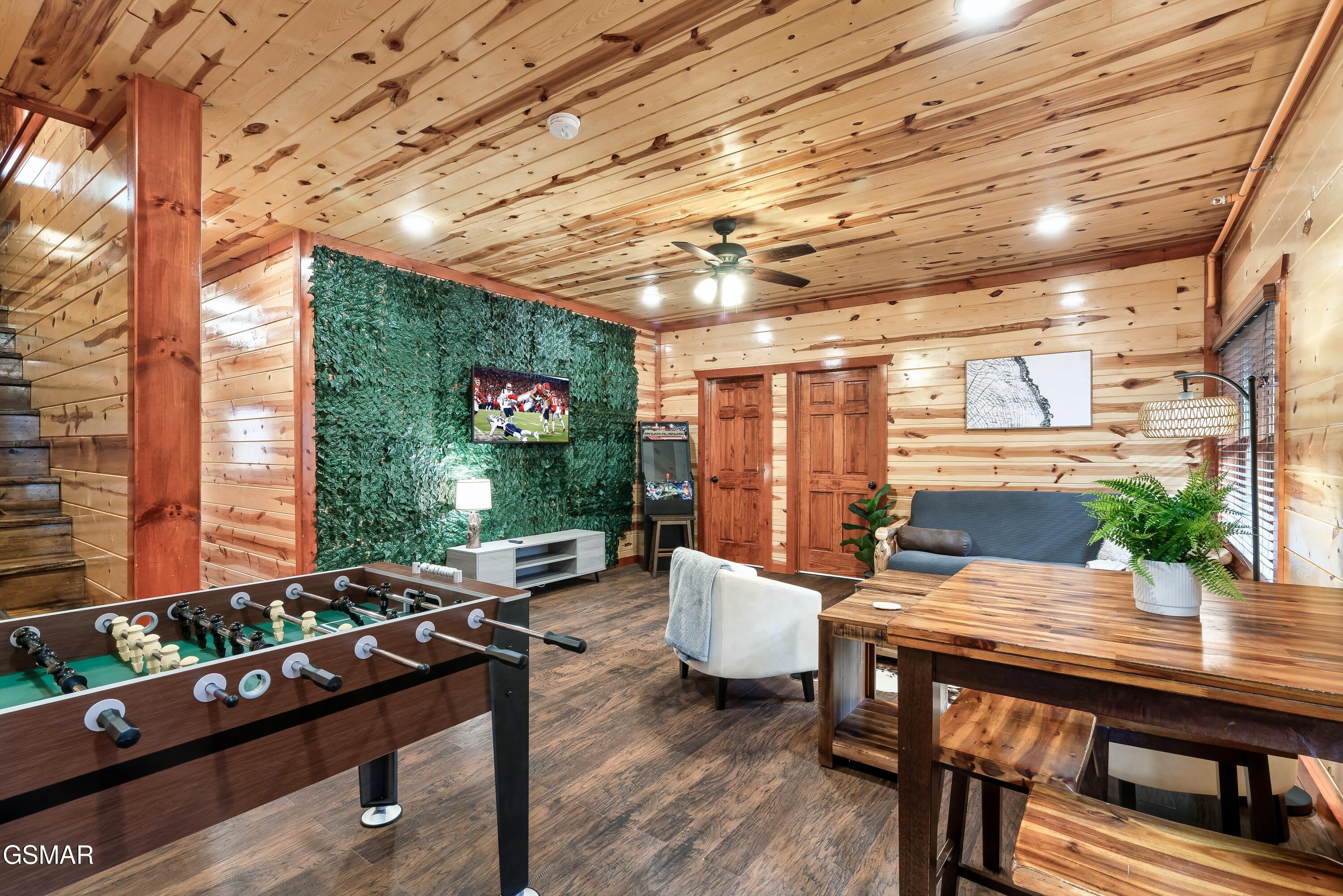 822 Rush Branch Road Pigeon Forge TN 37863