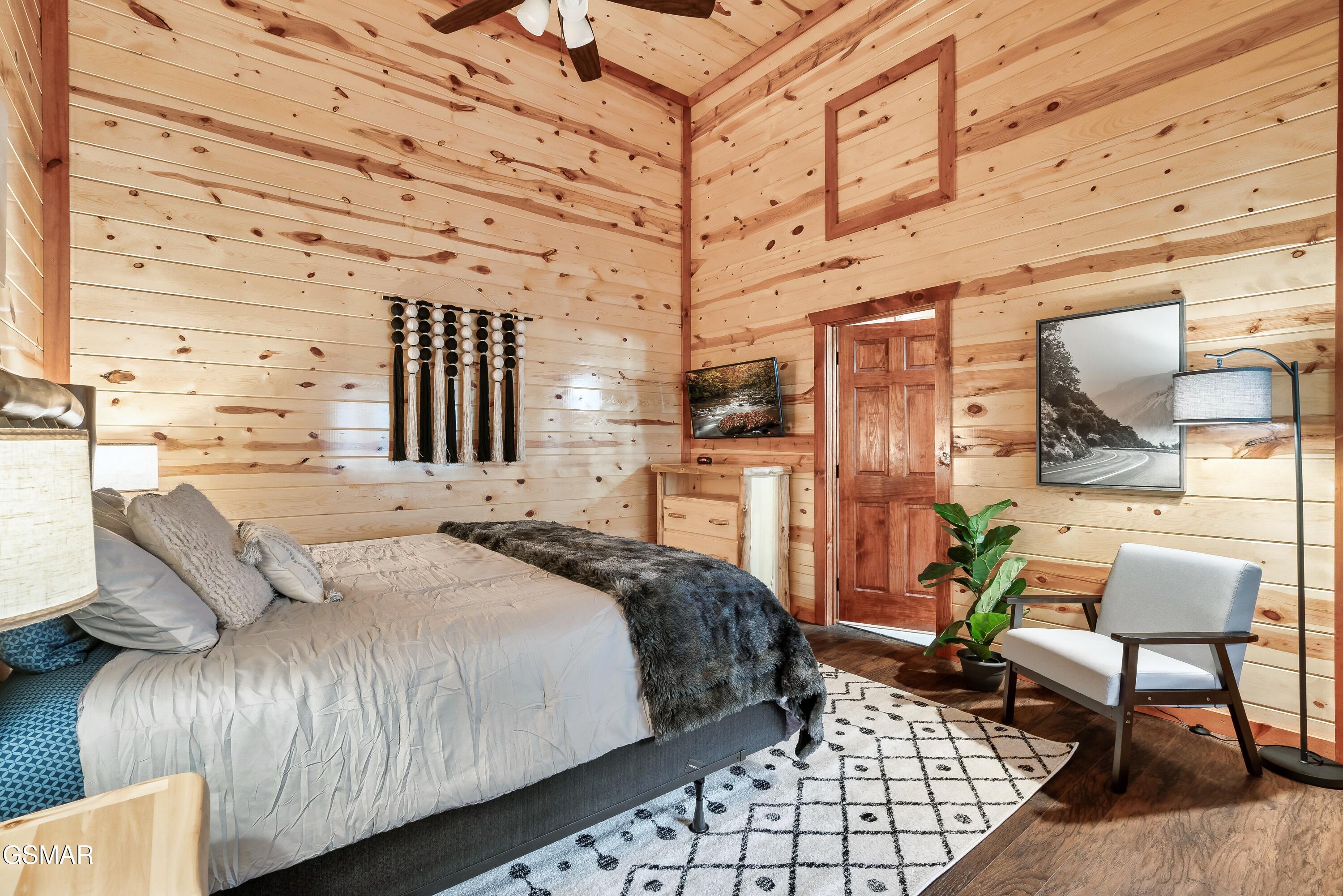 822 Rush Branch Road Pigeon Forge TN 37863