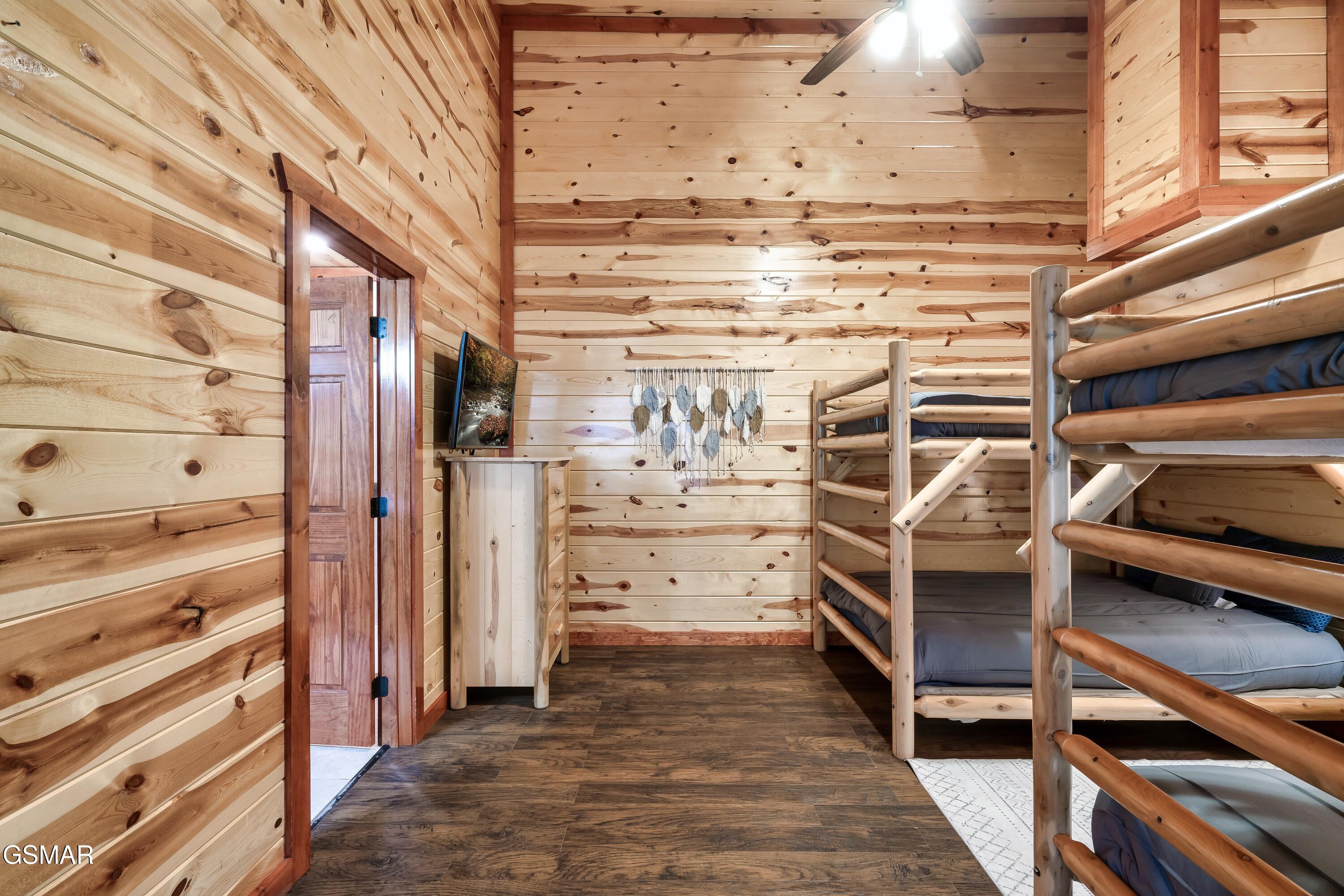 822 Rush Branch Road Pigeon Forge TN 37863