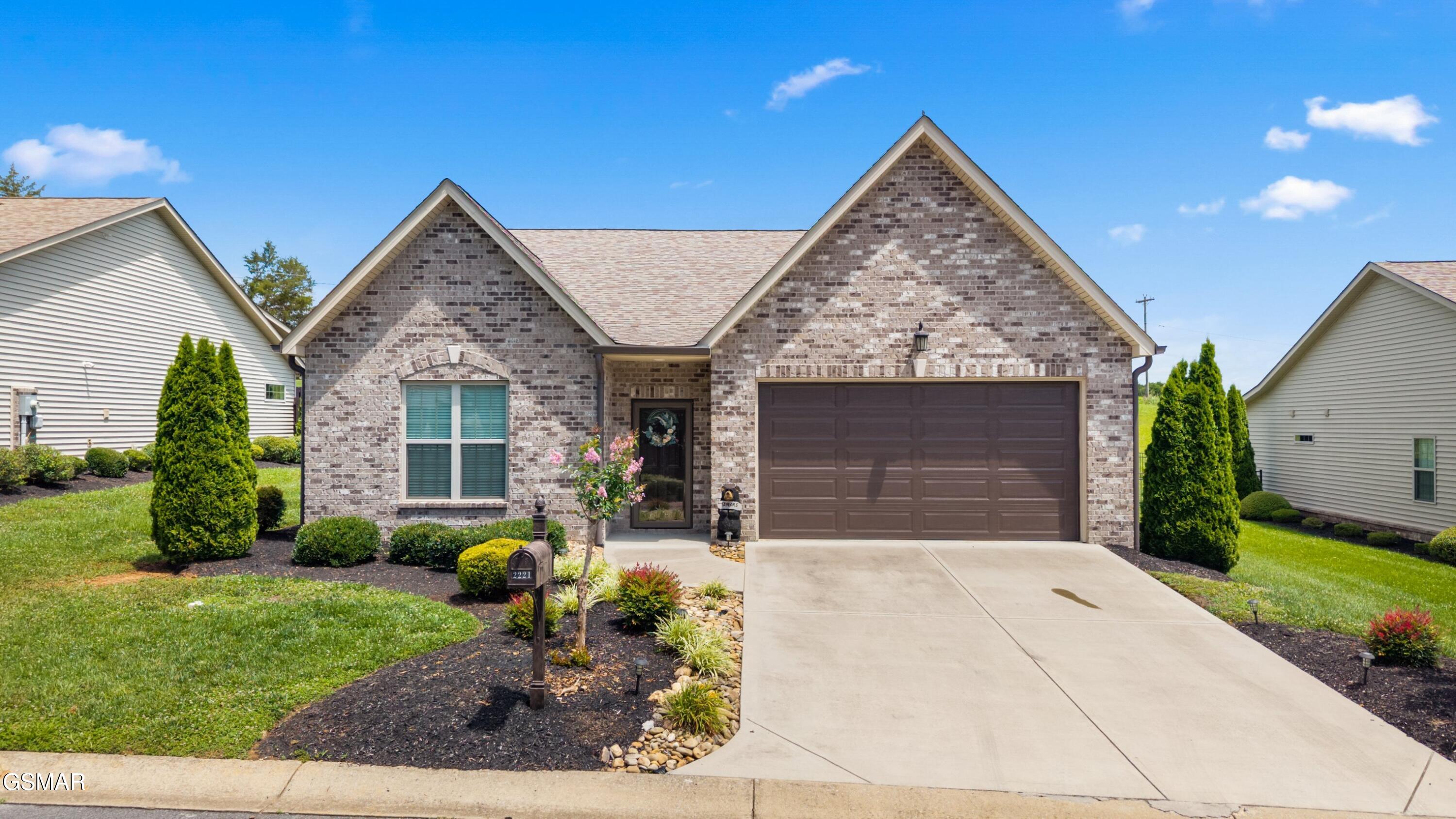 2221 Boulder Crest Lane Sevierville TN 37876