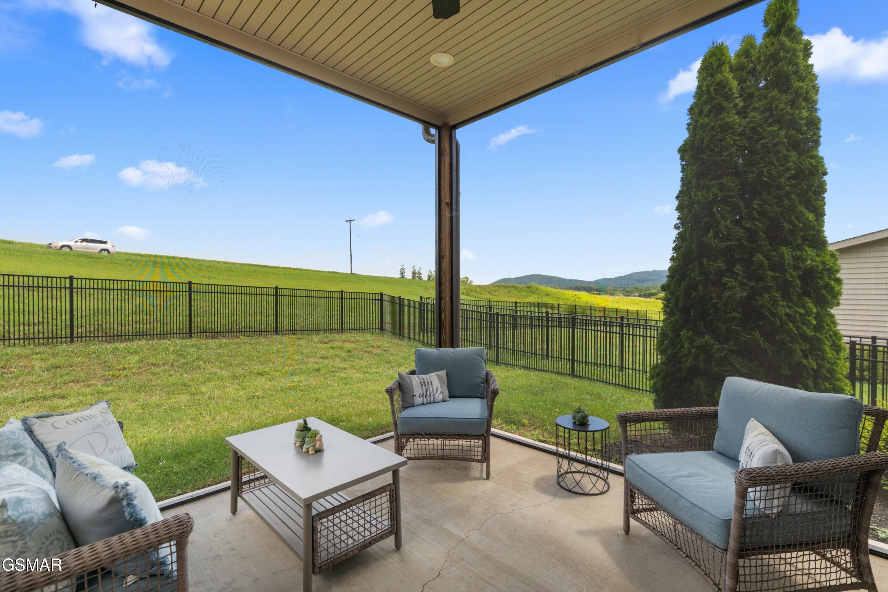 2221 Boulder Crest Lane Sevierville TN 37876