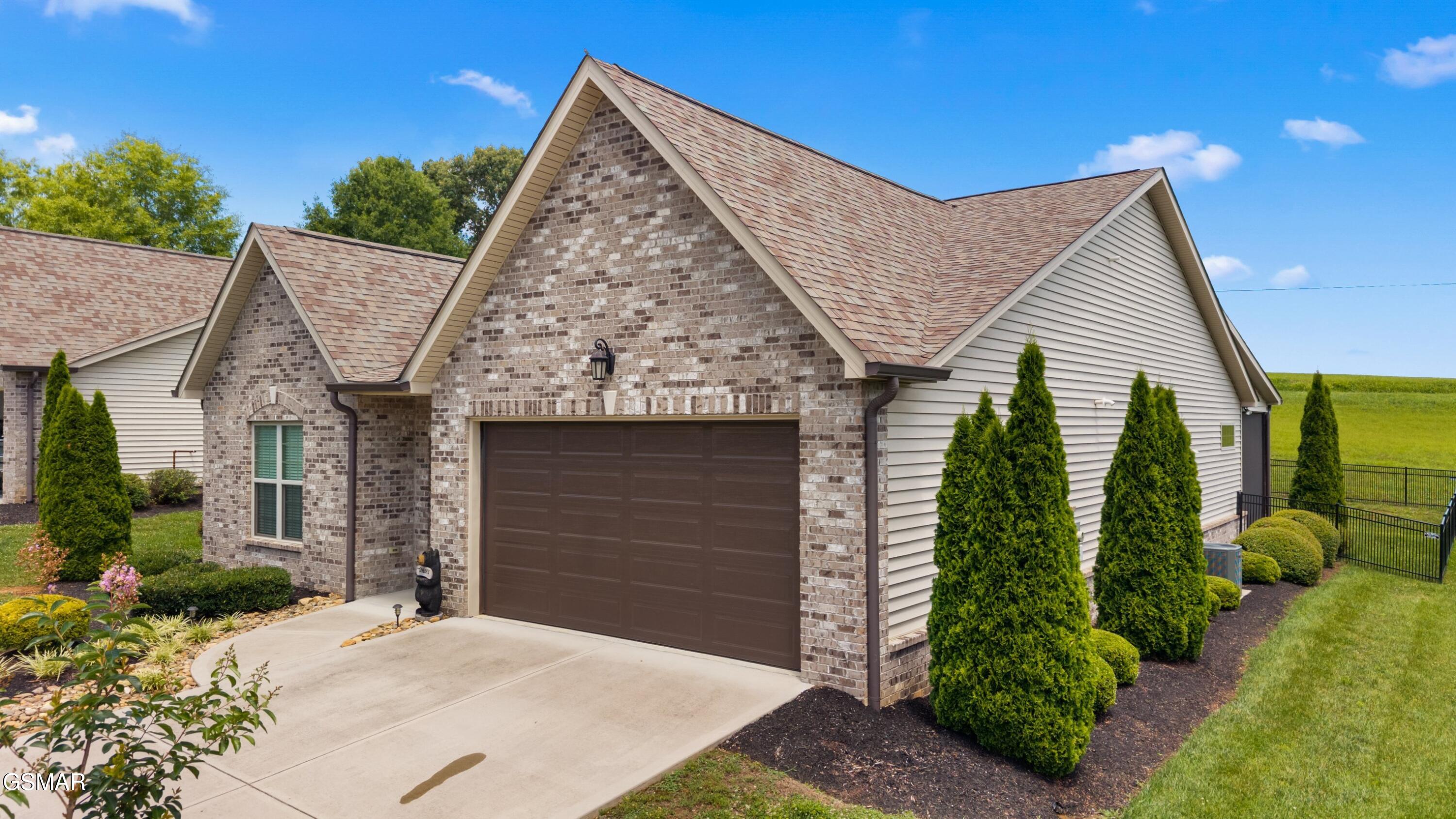 2221 Boulder Crest Lane Sevierville TN 37876
