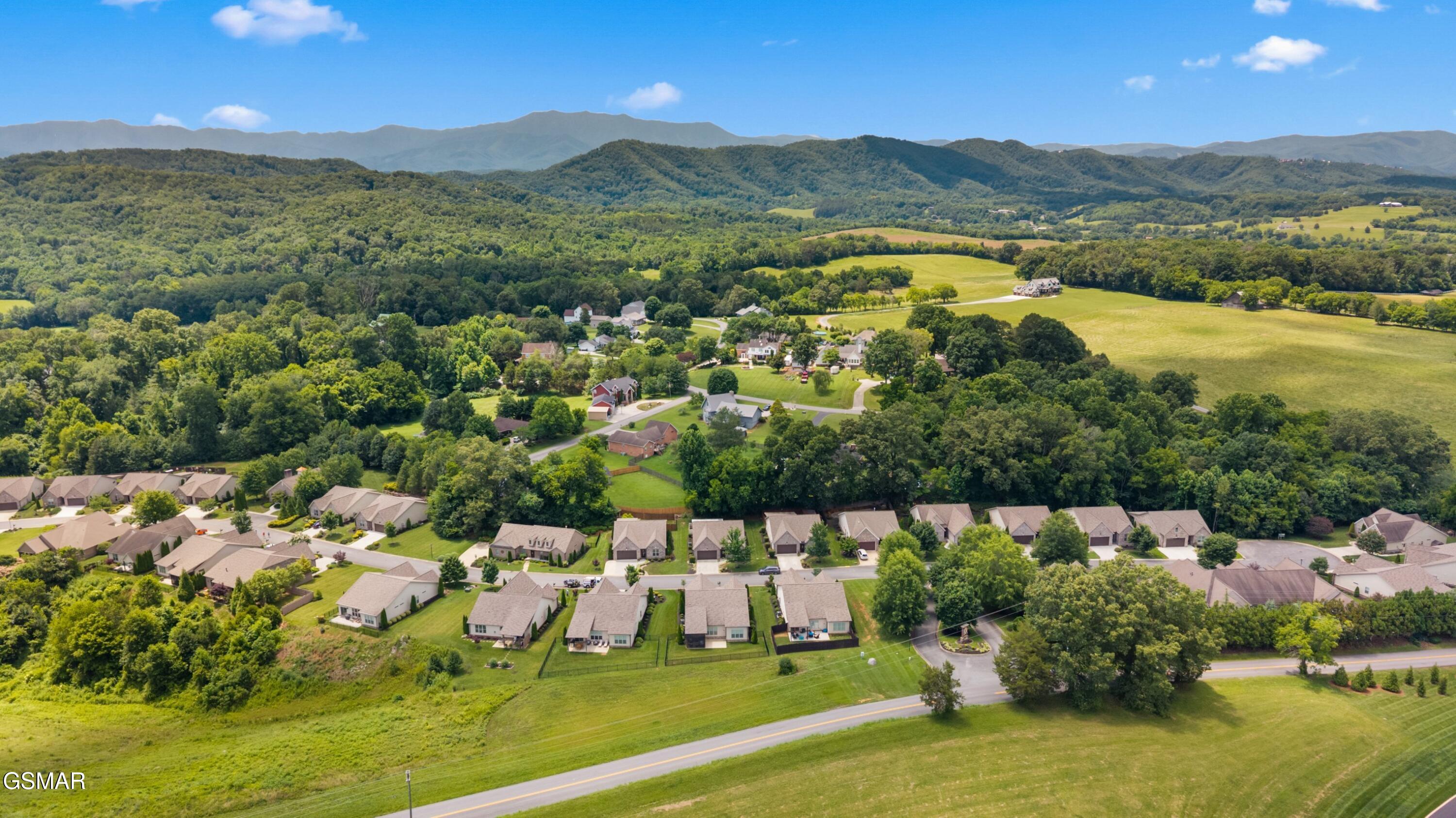 2221 Boulder Crest Lane Sevierville TN 37876
